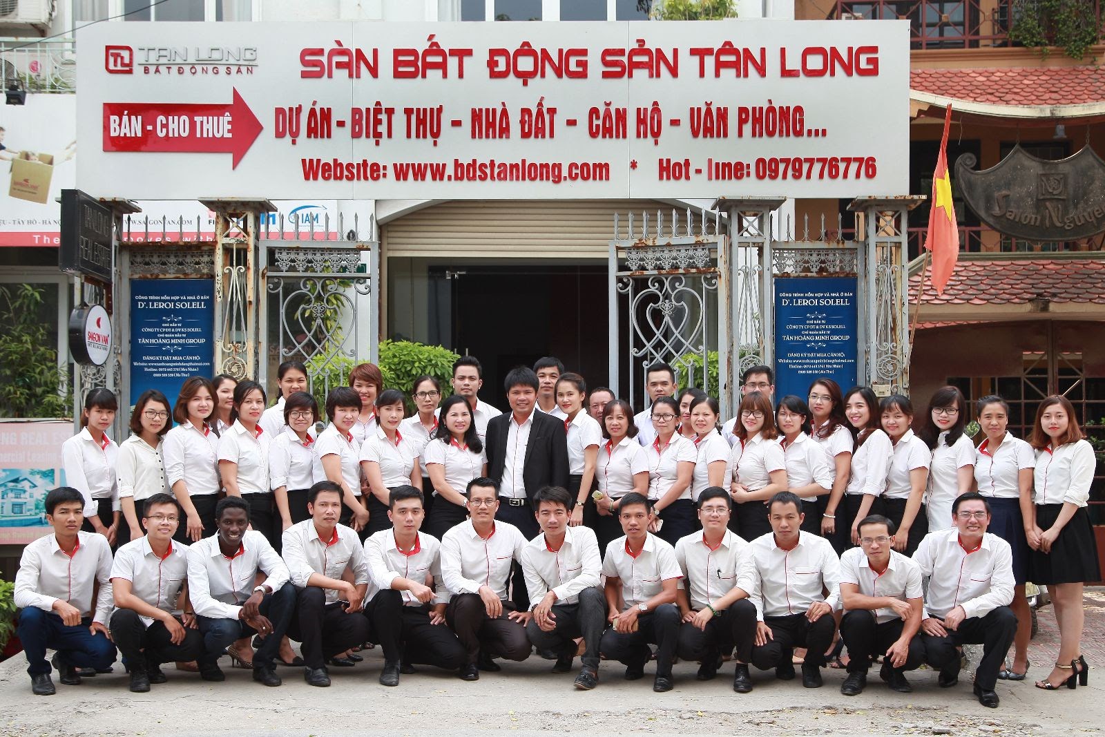 Về đại lý Tân Long