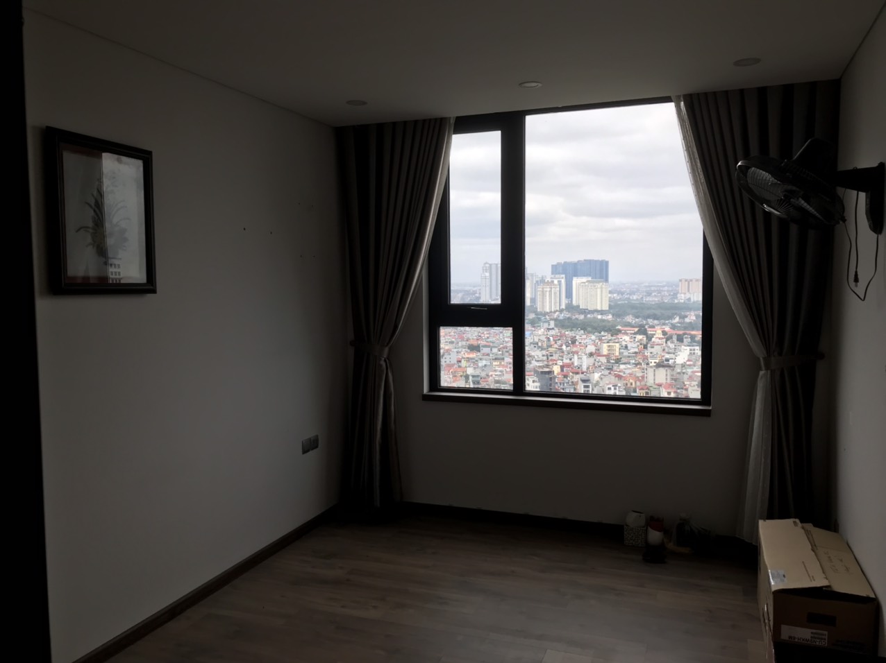 122m2 fully furniture 3-bedroom apartment for rent in Diplomatic Corps 11