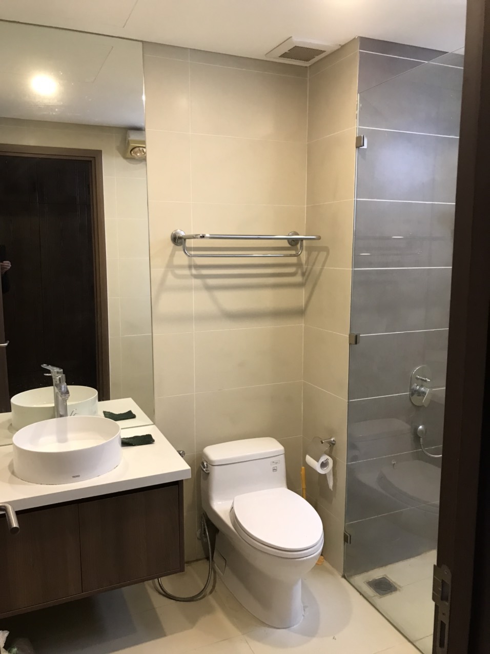 122m2 fully furniture 3-bedroom apartment for rent in Diplomatic Corps 2