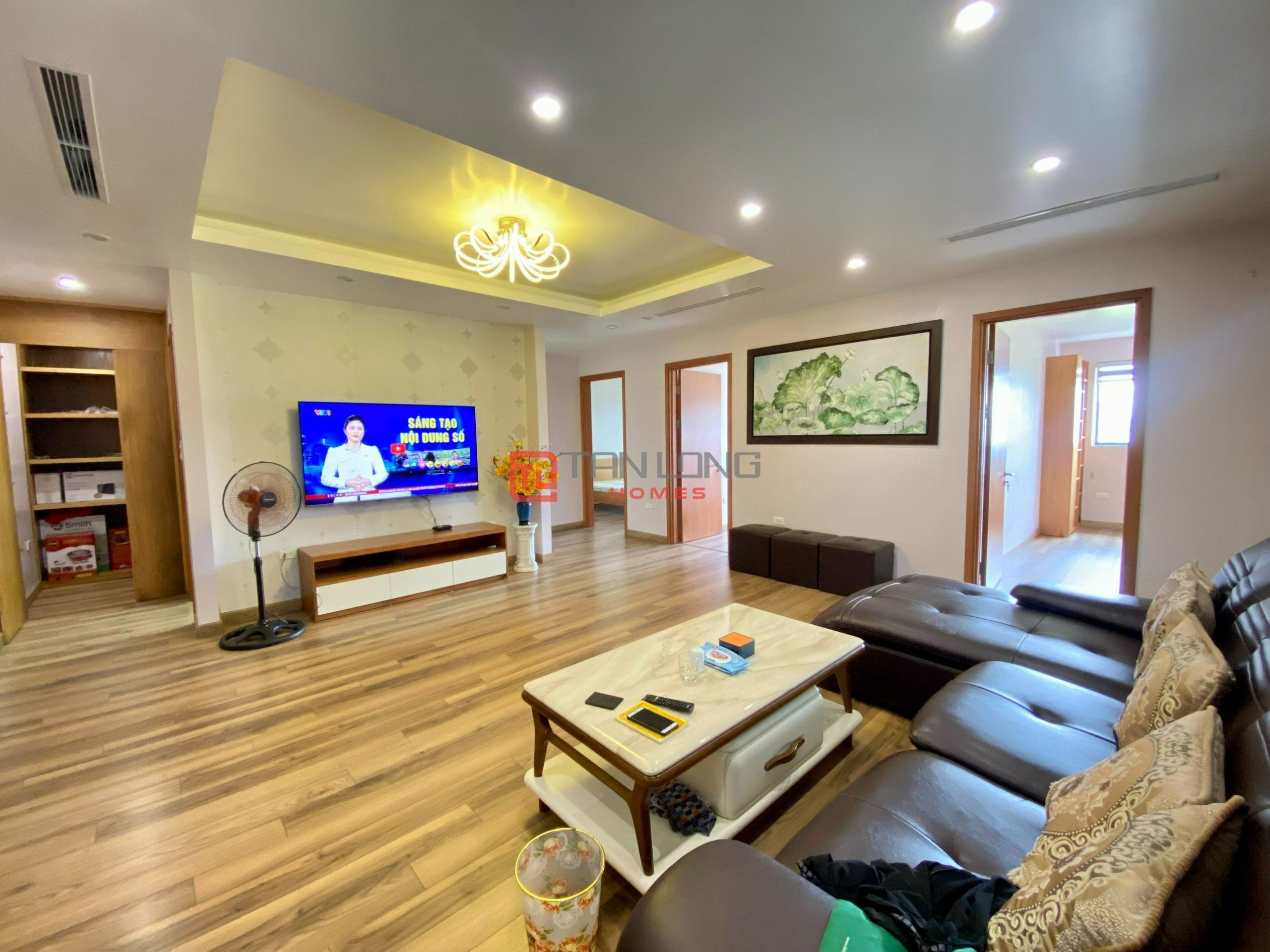 130 m2 airy apartment for sale in Diplomatic Corps 9