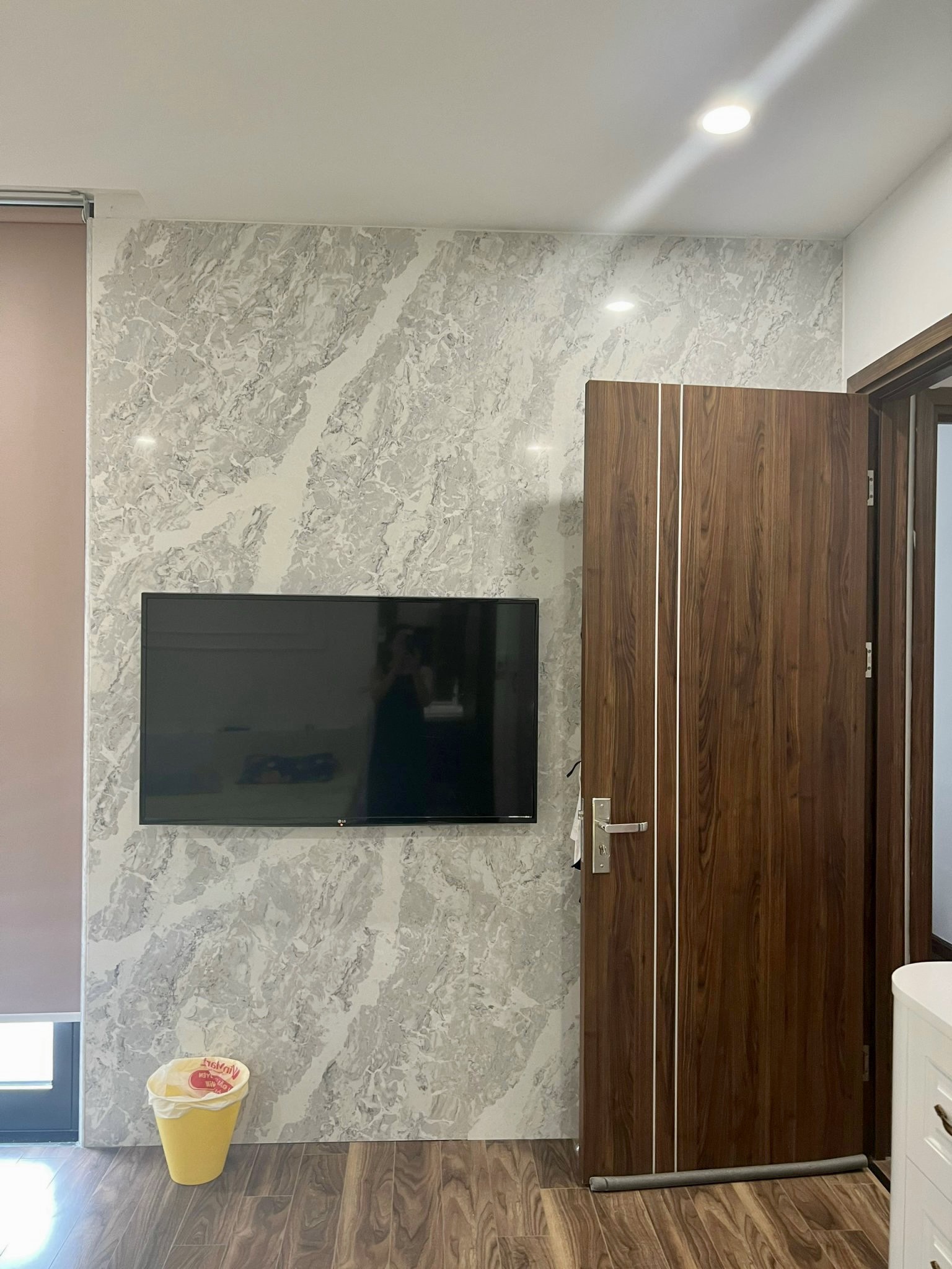 A 121m2 3-bedroom apartment for sale in Diplomatic Corps 12