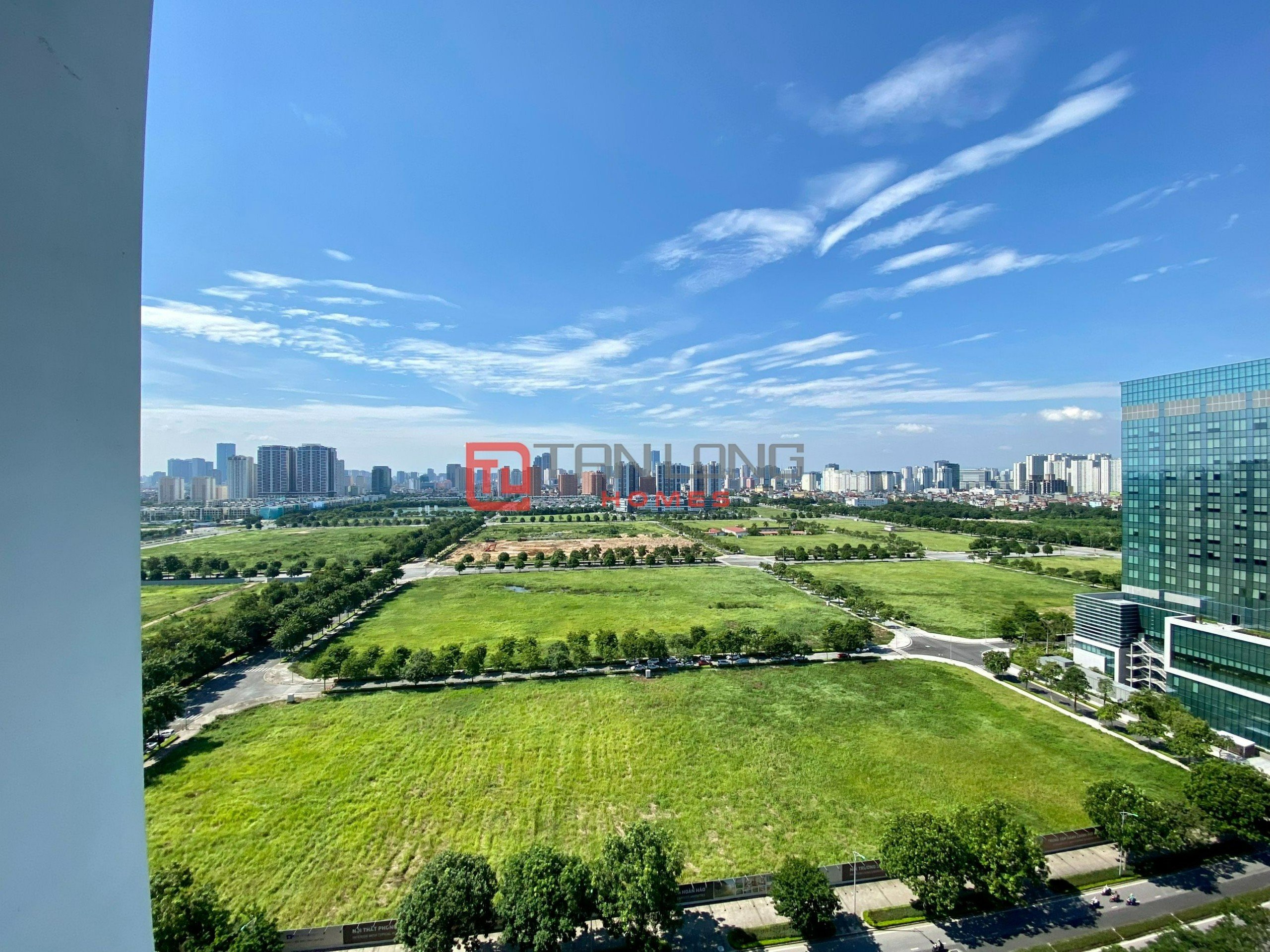 A charming 3-bedroom apartment for rent in N01T2 Diplomatic Corps 7