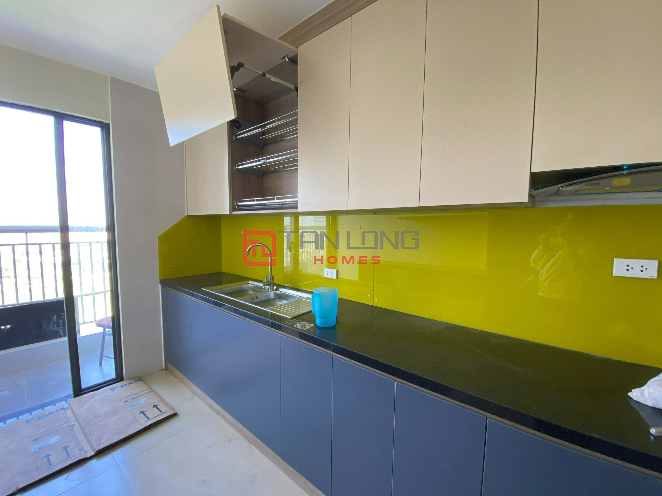 A charming 3-bedroom apartment for rent in N01T2 Diplomatic Corps 8