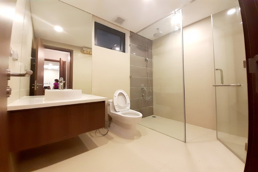 AMAZING 2 bedroom in N01T4 - Phu My Complex, Ngoai Giao Doan Tay Ho Tay for rent 14