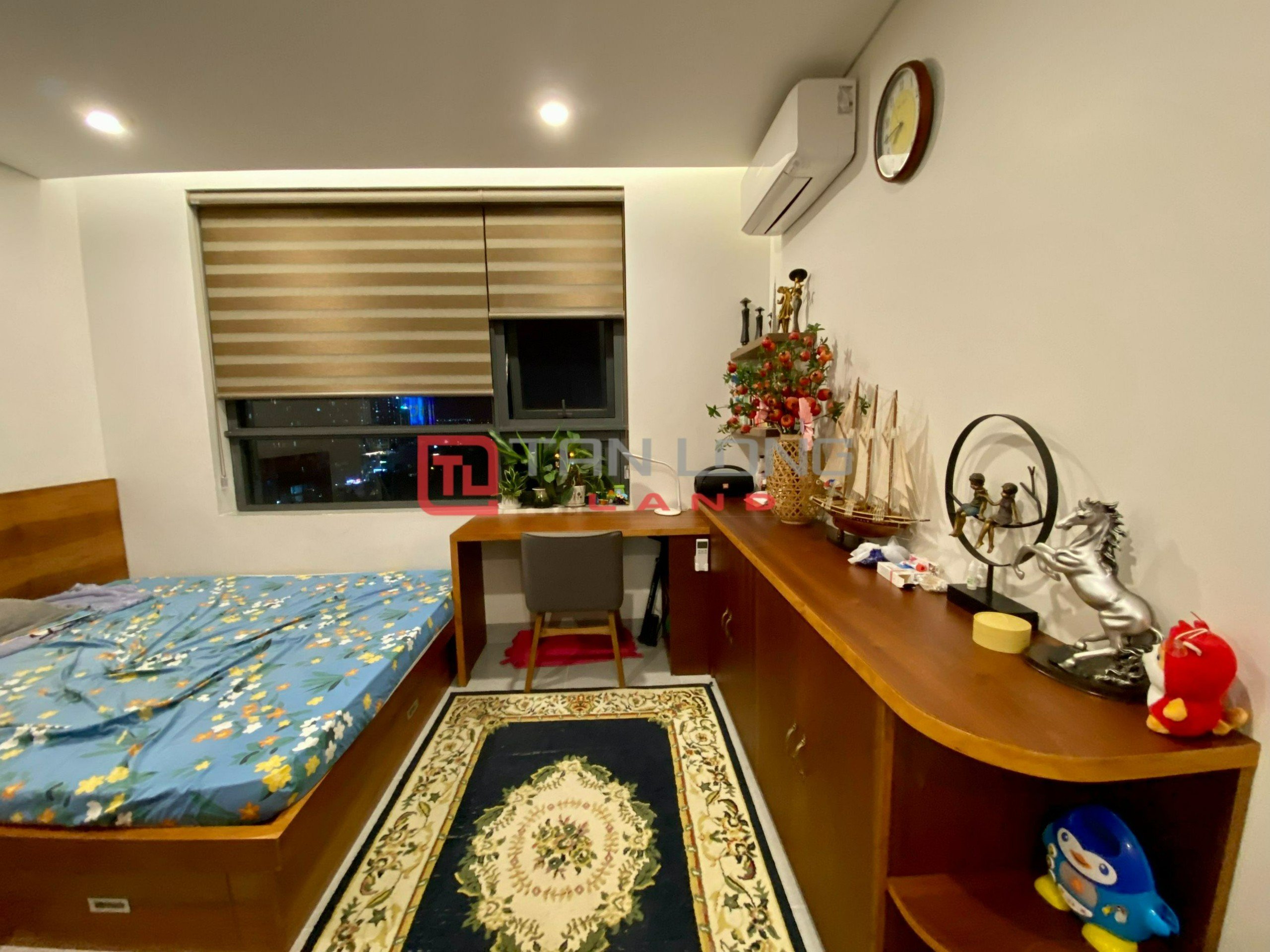 An exquisite conner 3-bedroom apartment in Diplomatic Corps 7