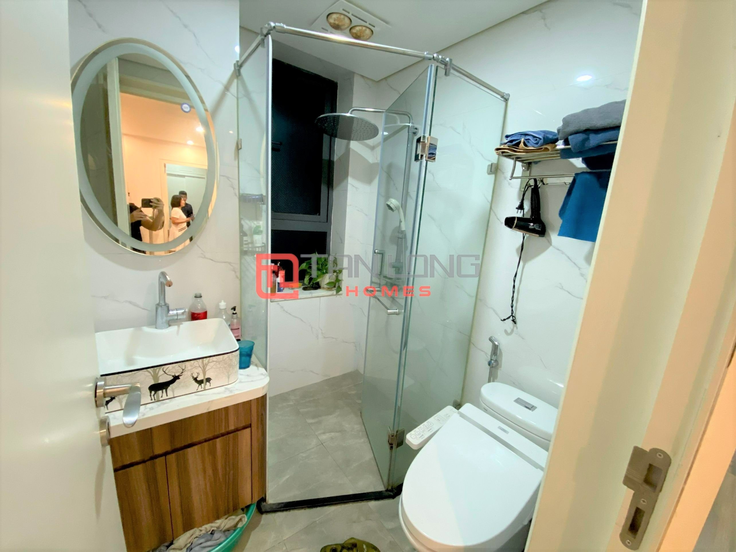 Bán căn 3 ngủ 103m2 full đồ view công viên hồ điều hòa tại N03T1 Ngoại Giao Đoàn 15