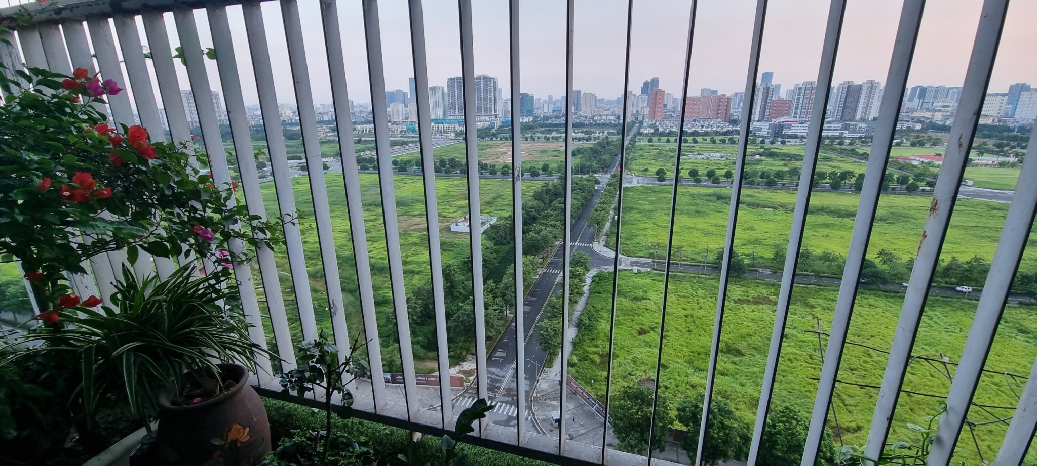 Bán căn 3PN/127m2 tầng cao view Starlake, có slot ô tô tại N01T3 Ngoại Giao Đoàn 5