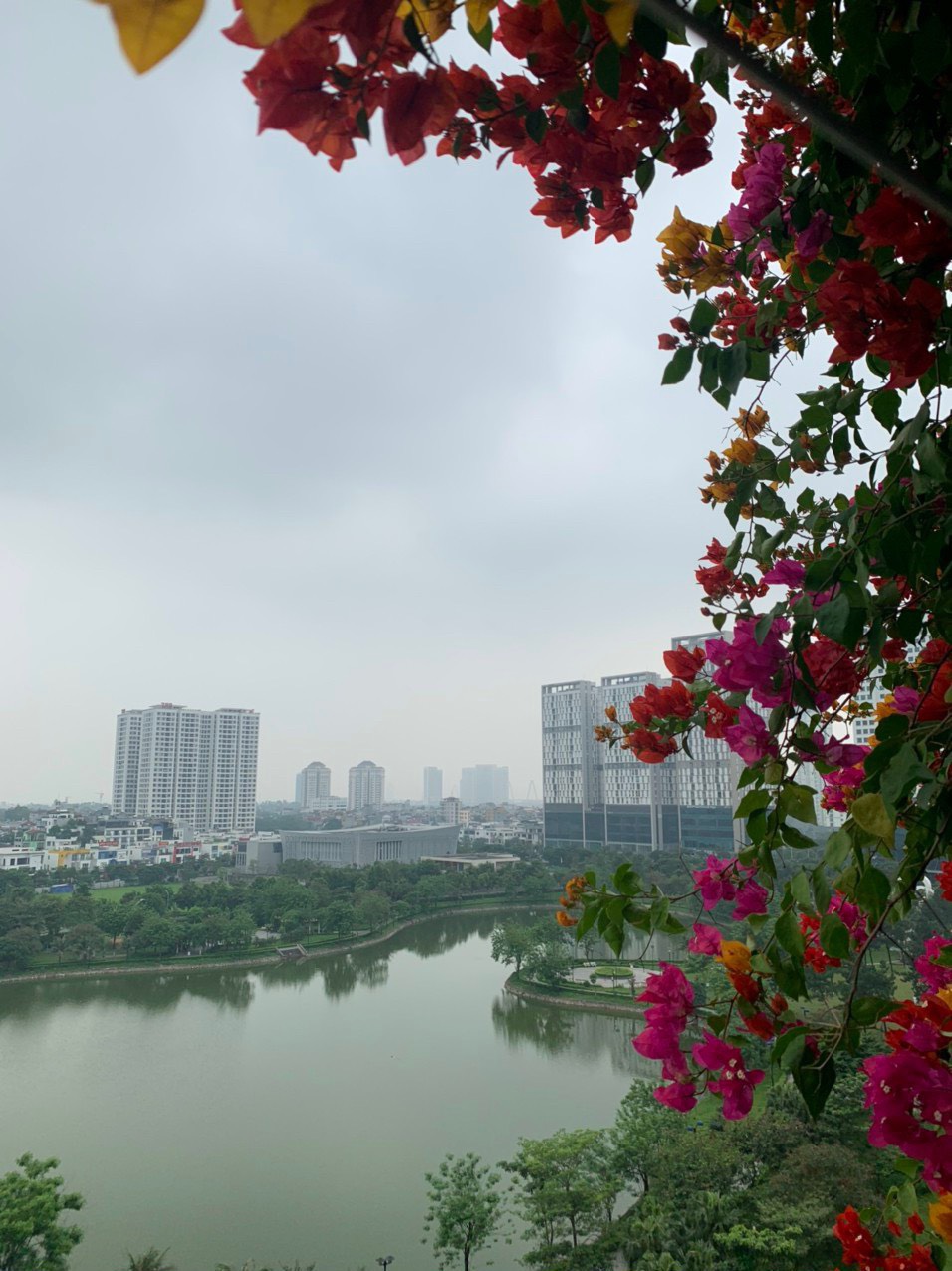 Bán căn 3PN/132m2 full đồ, mới sửa đẹp view trực diện Hồ, sẵn slot ô tô tòa N01T1 9