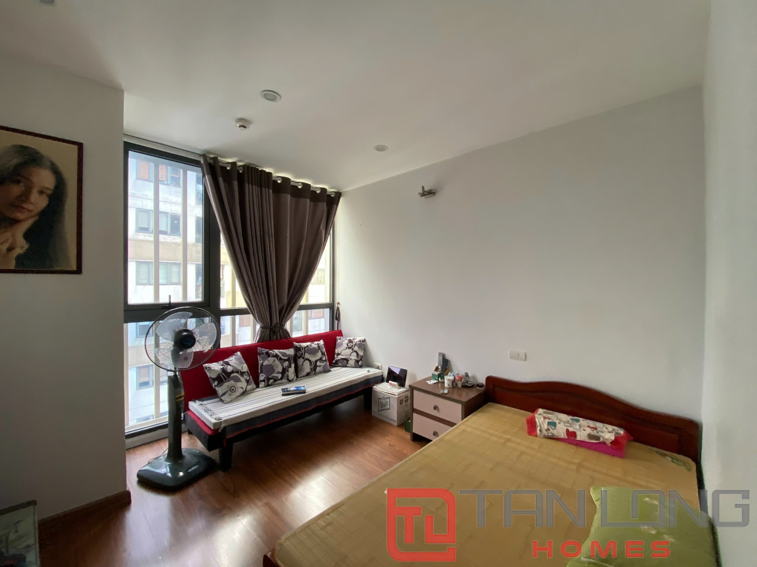 bán căn góc 151m2 3 phòng ngủ tòa N04B Ngoại giao đoàn cửa đông ban công Nam view hồ Tây sẵn sổ đỏ giá tốt 7