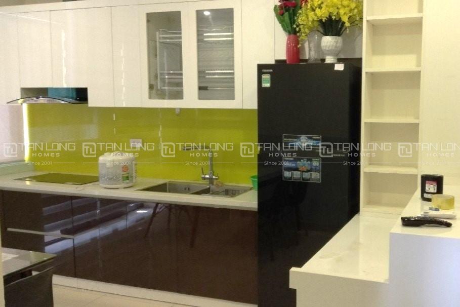 Bán căn góc 2PN/59.2m2 tầng cao, full đồ, sẵn sổ đỏ tòa N04A Ngoại Giao Đoàn 3