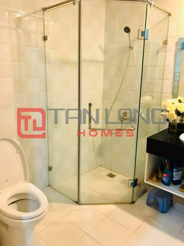Bán căn góc 2PN/83,2m2 tầng cao, full đồ, sẵn sổ đỏ tòa N03T5 Ngoại Giao Đoàn 7