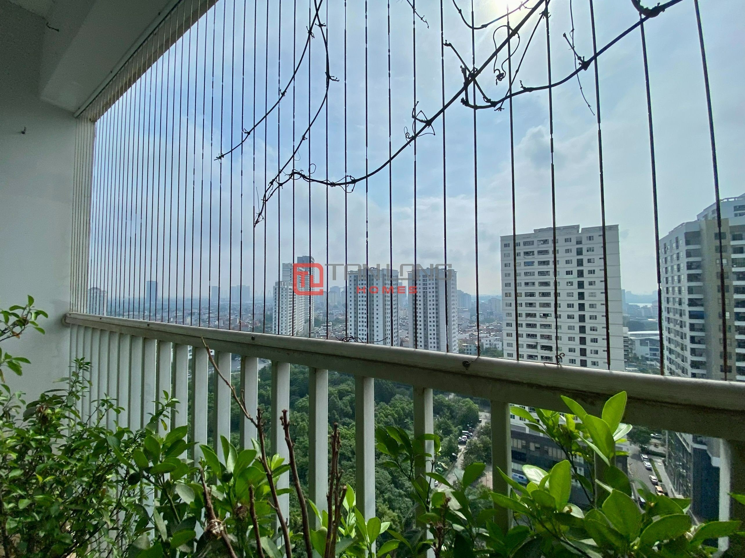 Bán căn góc 3 ngủ +1 DT 171m2 view Hồ Tây + Nhật Tân N03T2 Ngoại Giao Đoàn 12