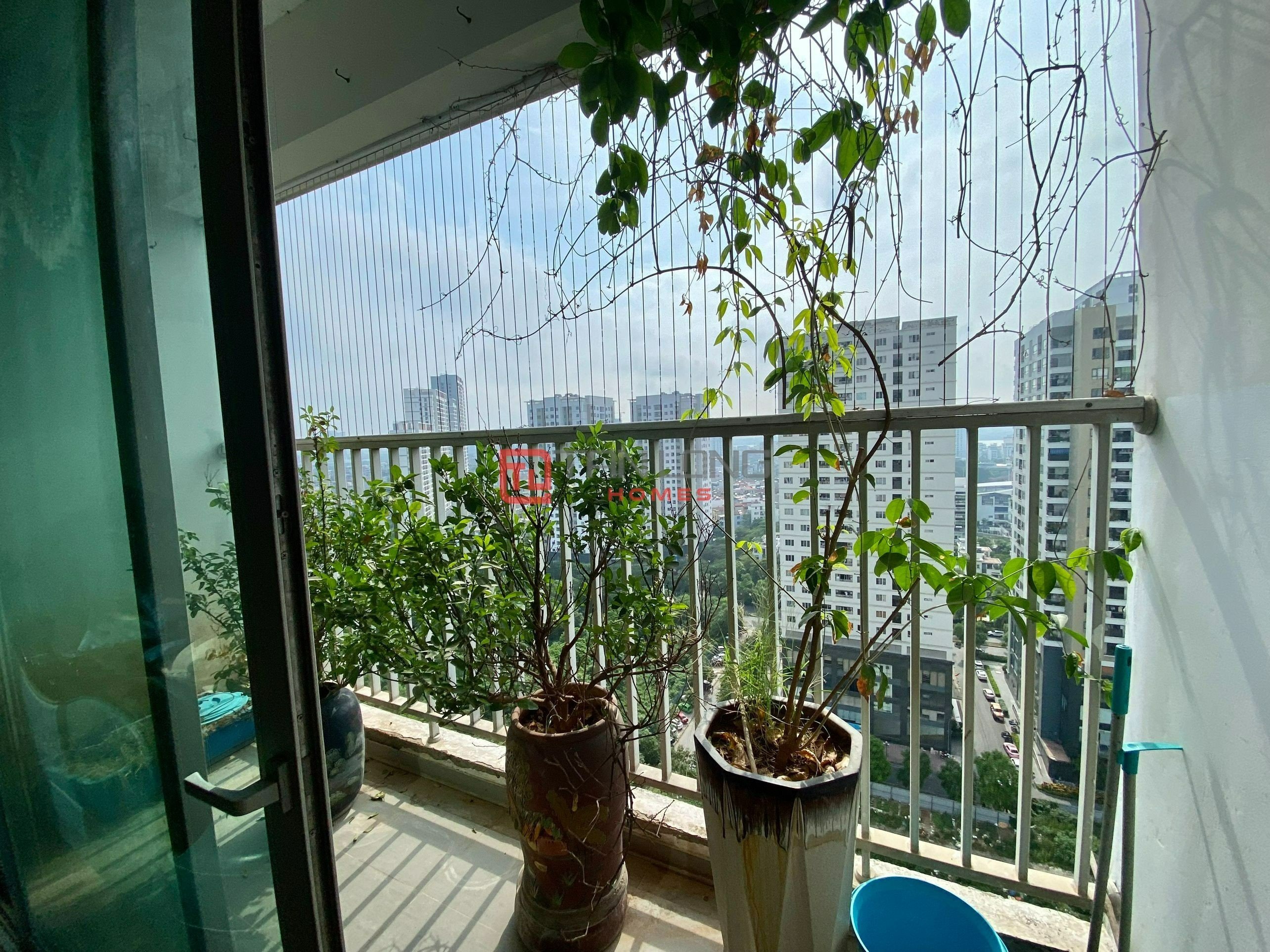 Bán căn góc 3 ngủ +1 DT 171m2 view Hồ Tây + Nhật Tân N03T2 Ngoại Giao Đoàn 13