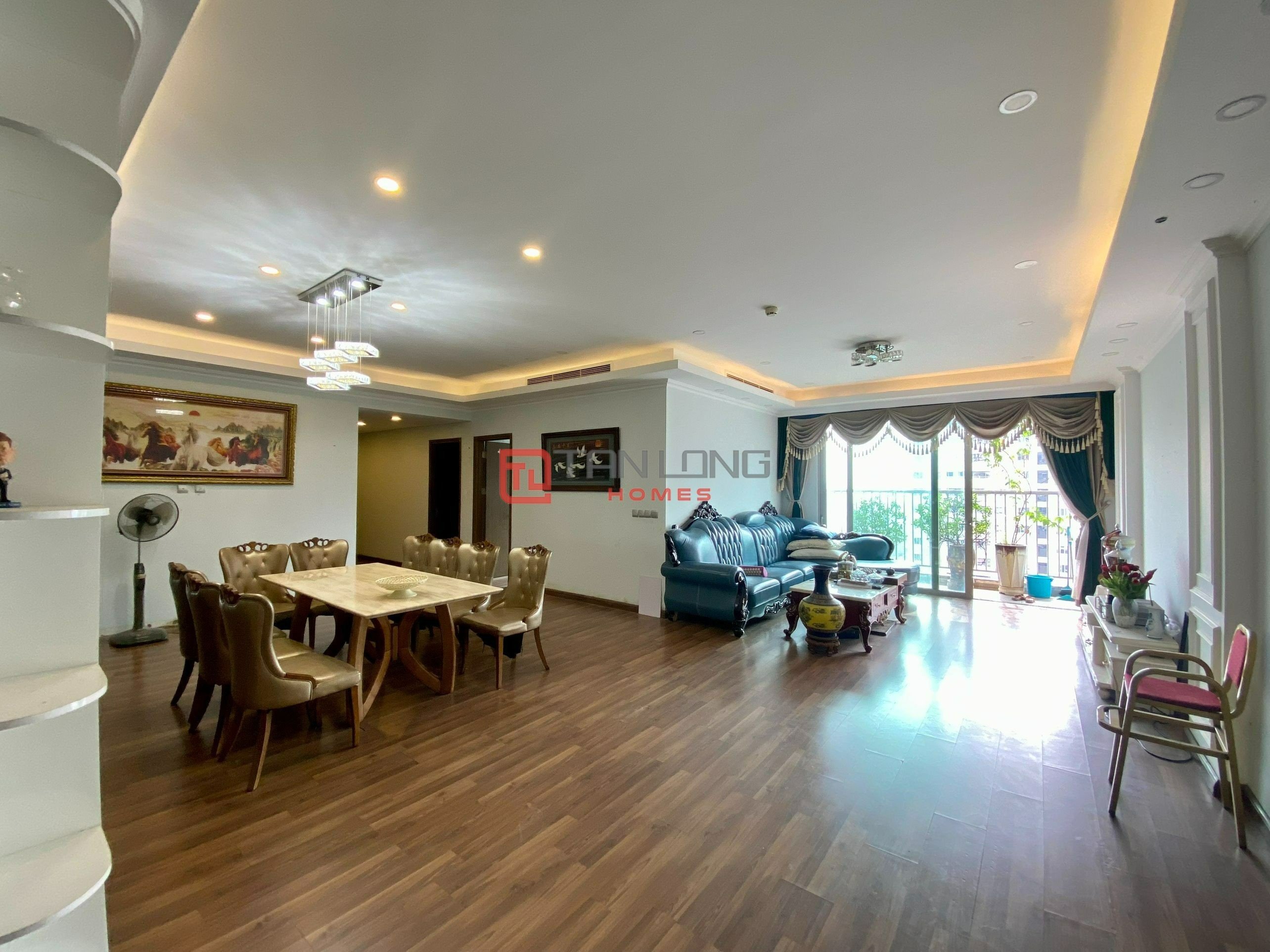Bán căn góc 3 ngủ +1 DT 171m2 view Hồ Tây + Nhật Tân N03T2 Ngoại Giao Đoàn 5