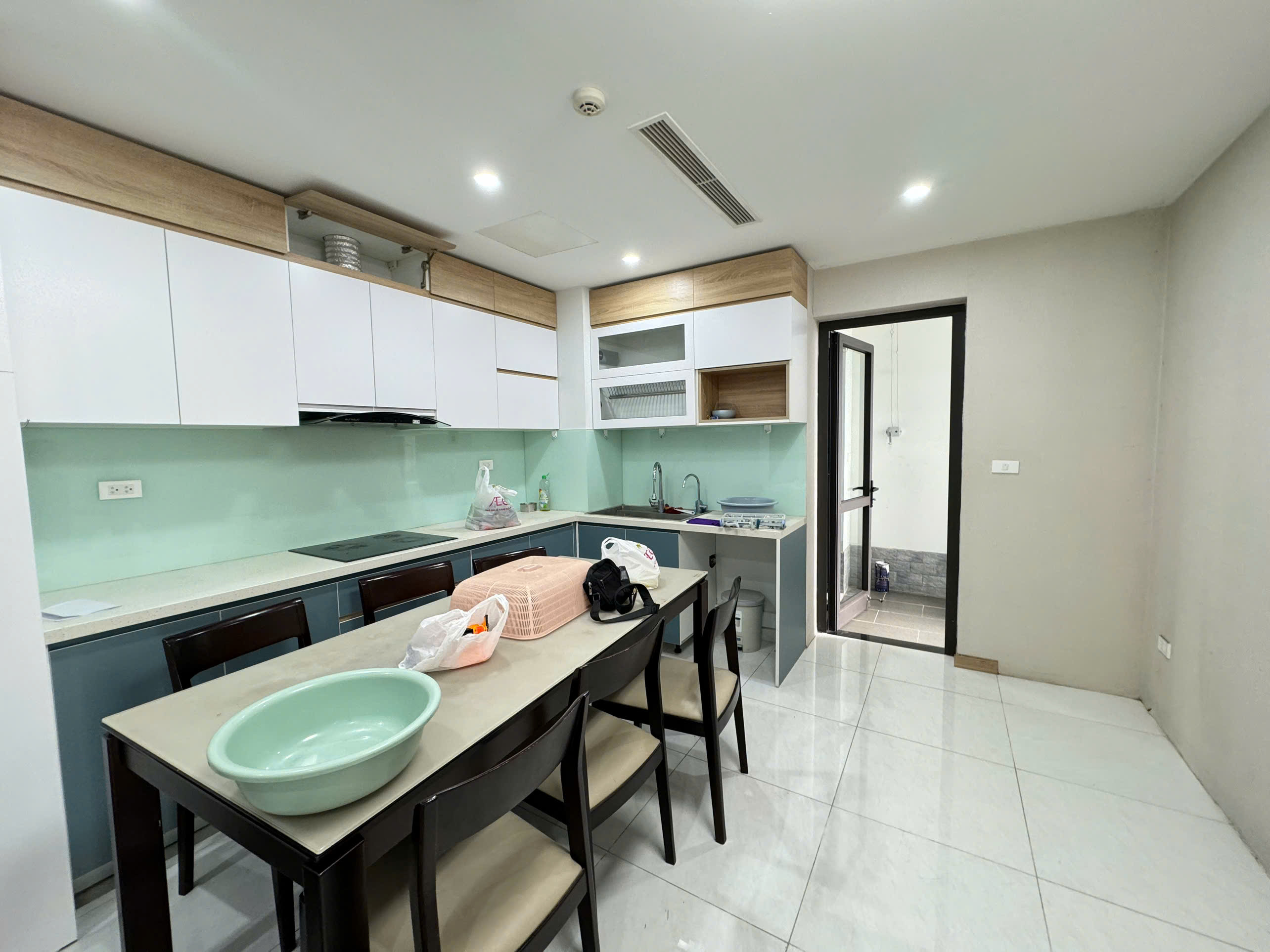 Bán căn góc 3 ngủ 118m2 tòa N03T7 Ngoại giao đoàn full nội thất mới đẹp 2