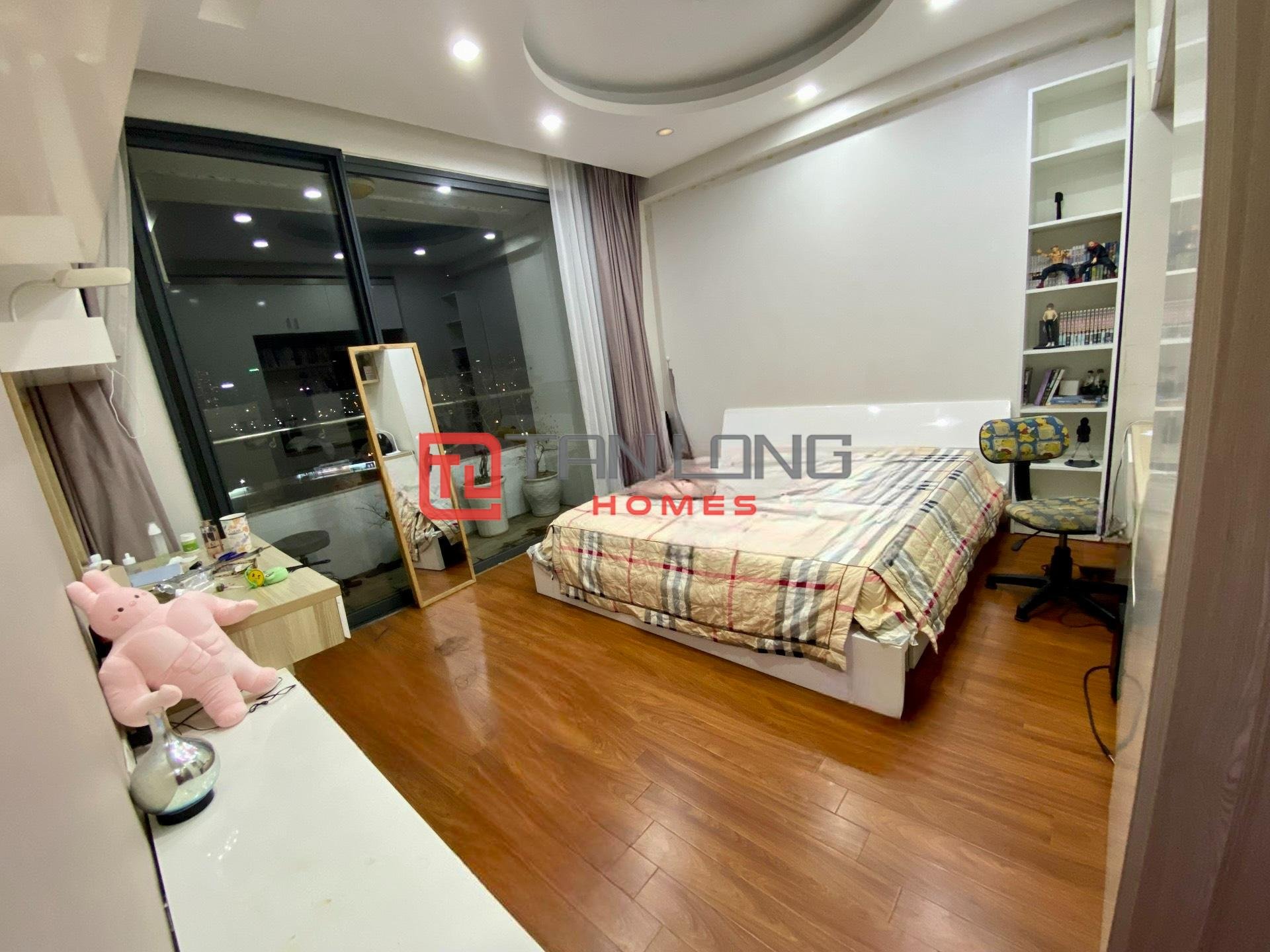 Bán căn góc 3 ngủ 151m2 full đồ liền tường tòa N04B Ngoại Giao Đoàn 3