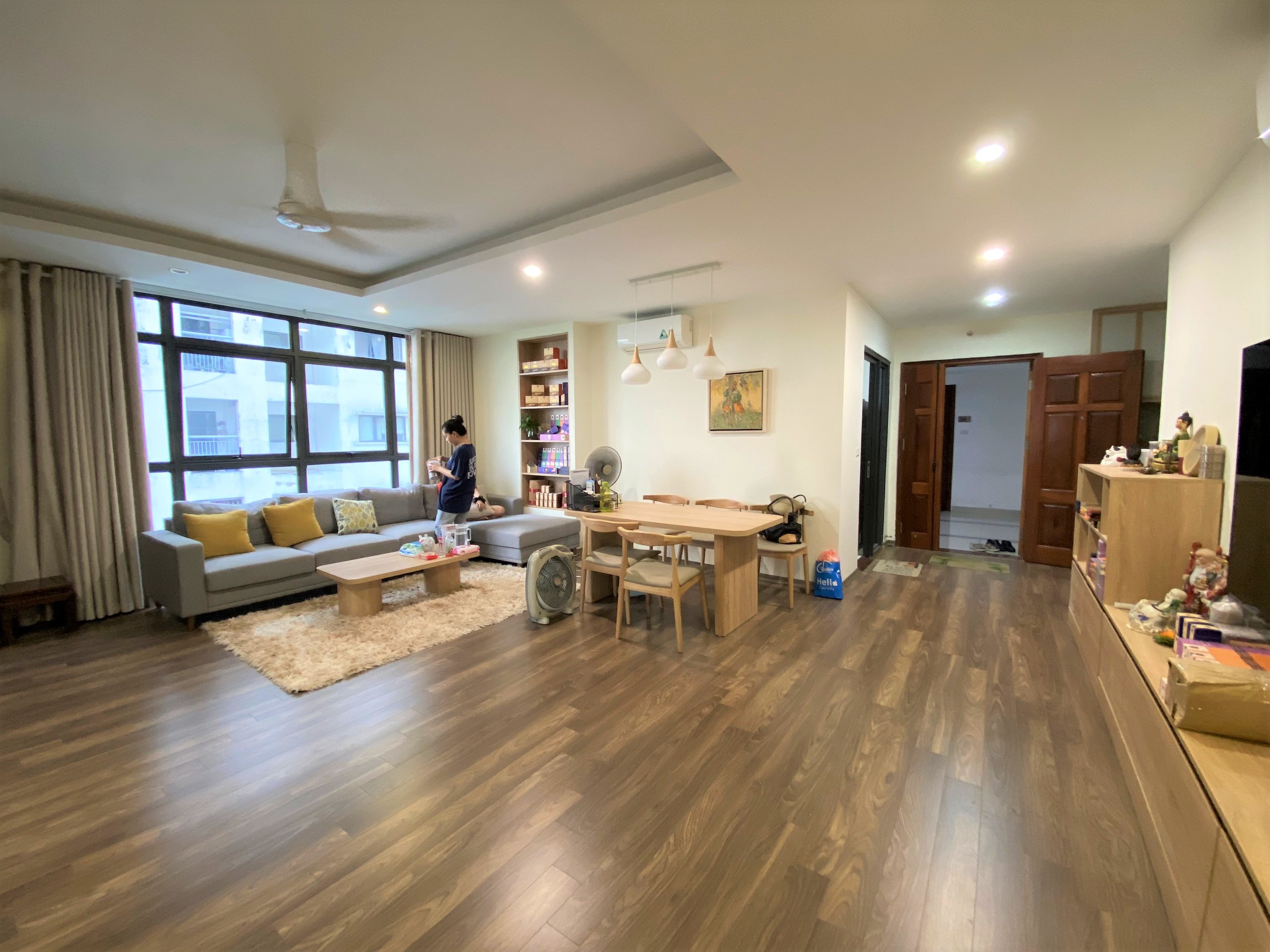 Bán căn góc 3PN+1 diện tích 128m2 full đồ tòa N01T3 Ngoại Giao Đoàn 2