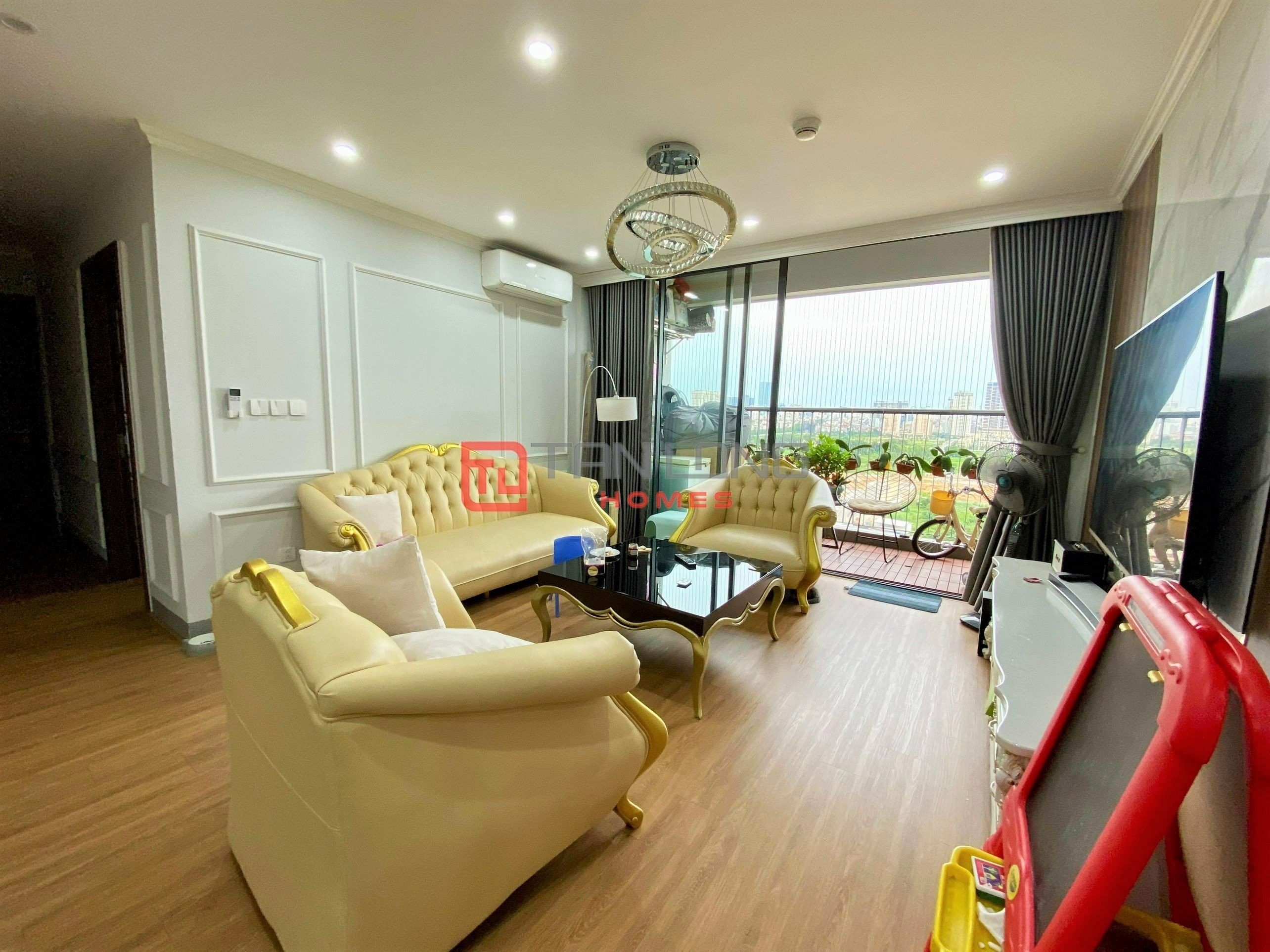 Bán căn góc 3PN/134m2 full đồ view Hồ Tây + Starlake tại N03T6 Ngoại Giao Đoàn 1