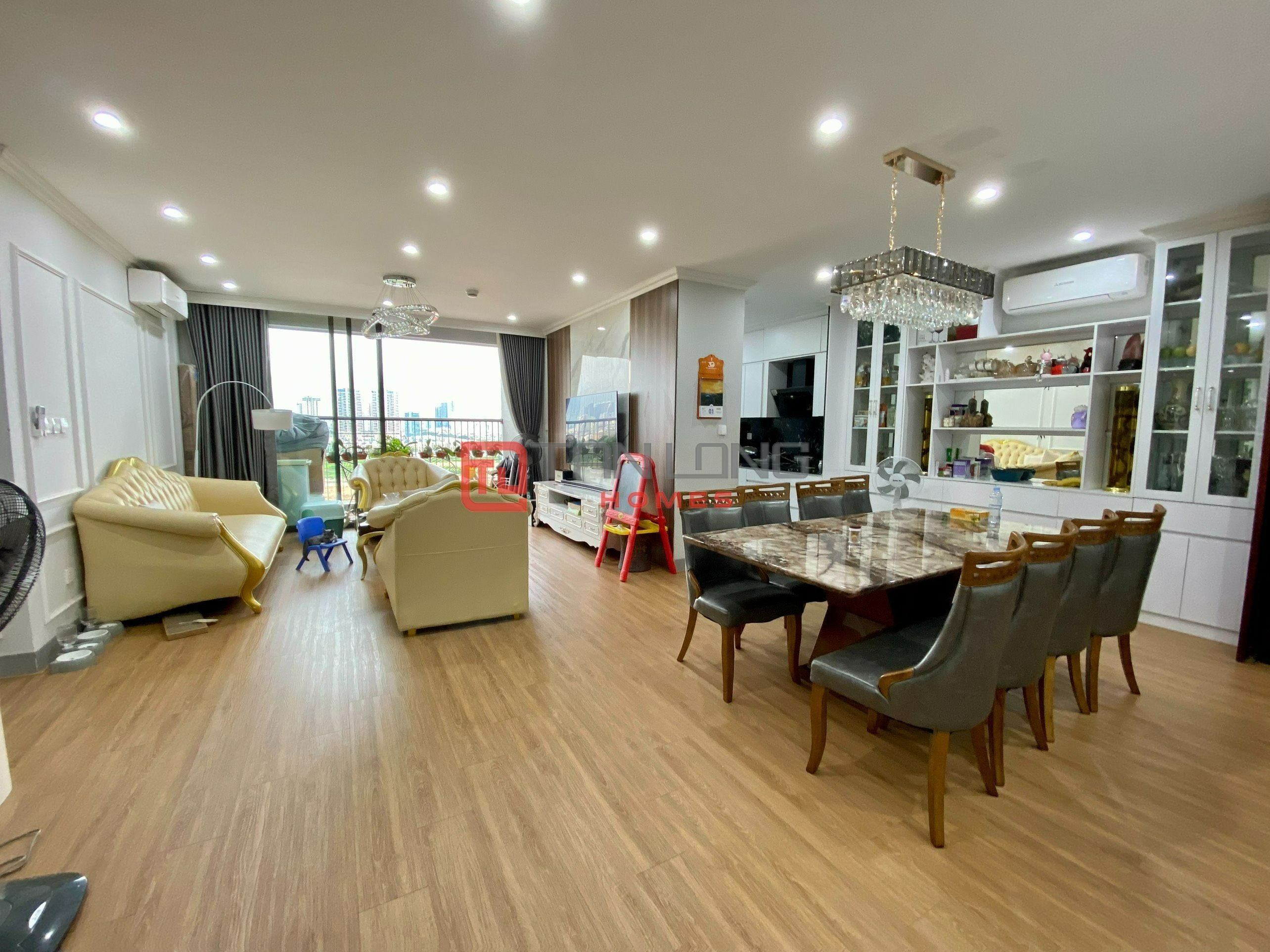Bán căn góc 3PN/134m2 full đồ view Hồ Tây + Starlake tại N03T6 Ngoại Giao Đoàn 4