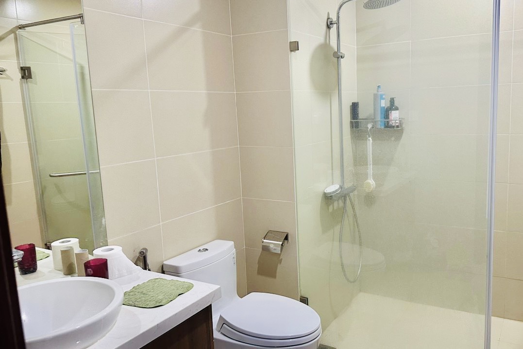 Bán căn góc 3PN/135m2 đồ liền tường, có slot ô tô tòa N03T6 Ngoại Giao Đoàn 4