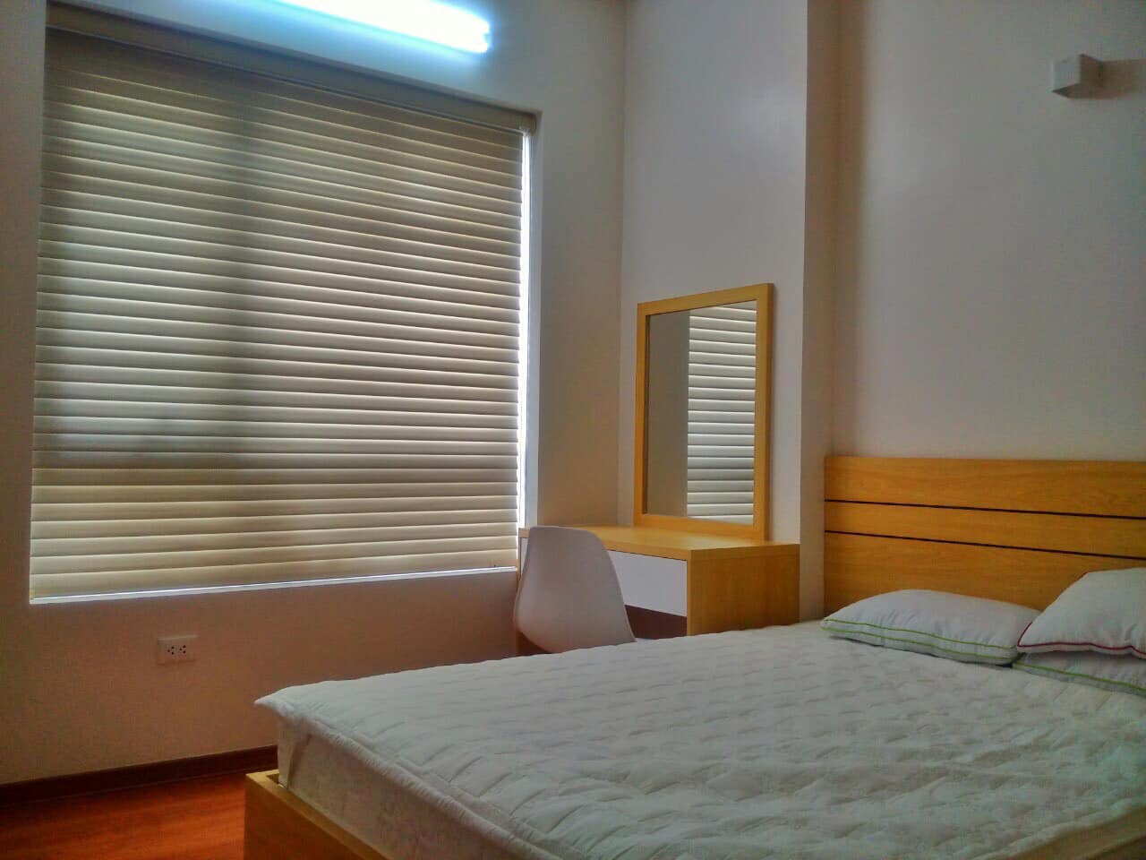 Bán căn góc 69m2 tòa 789 Xuân Đỉnh full nội thất tầng cao, ban công Nam 5