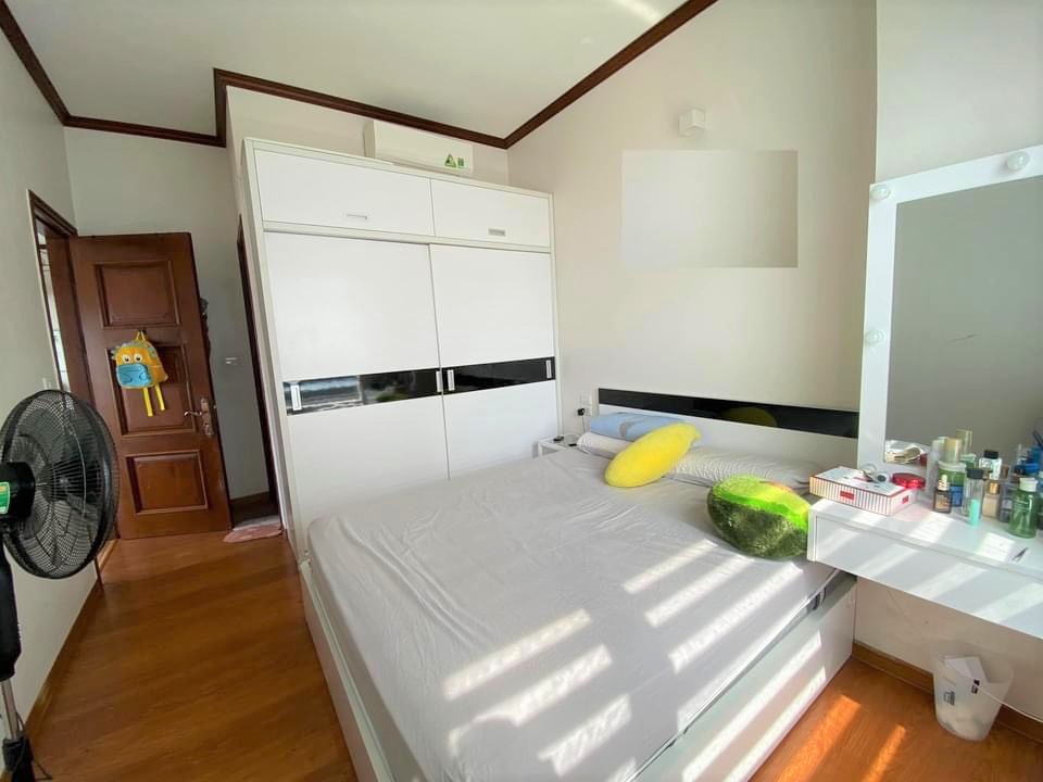 Bán căn hộ 2 ngủ +1, DT 69m2 full đồ, có slot ô tô, chung cư 789 Xuân Đỉnh 4