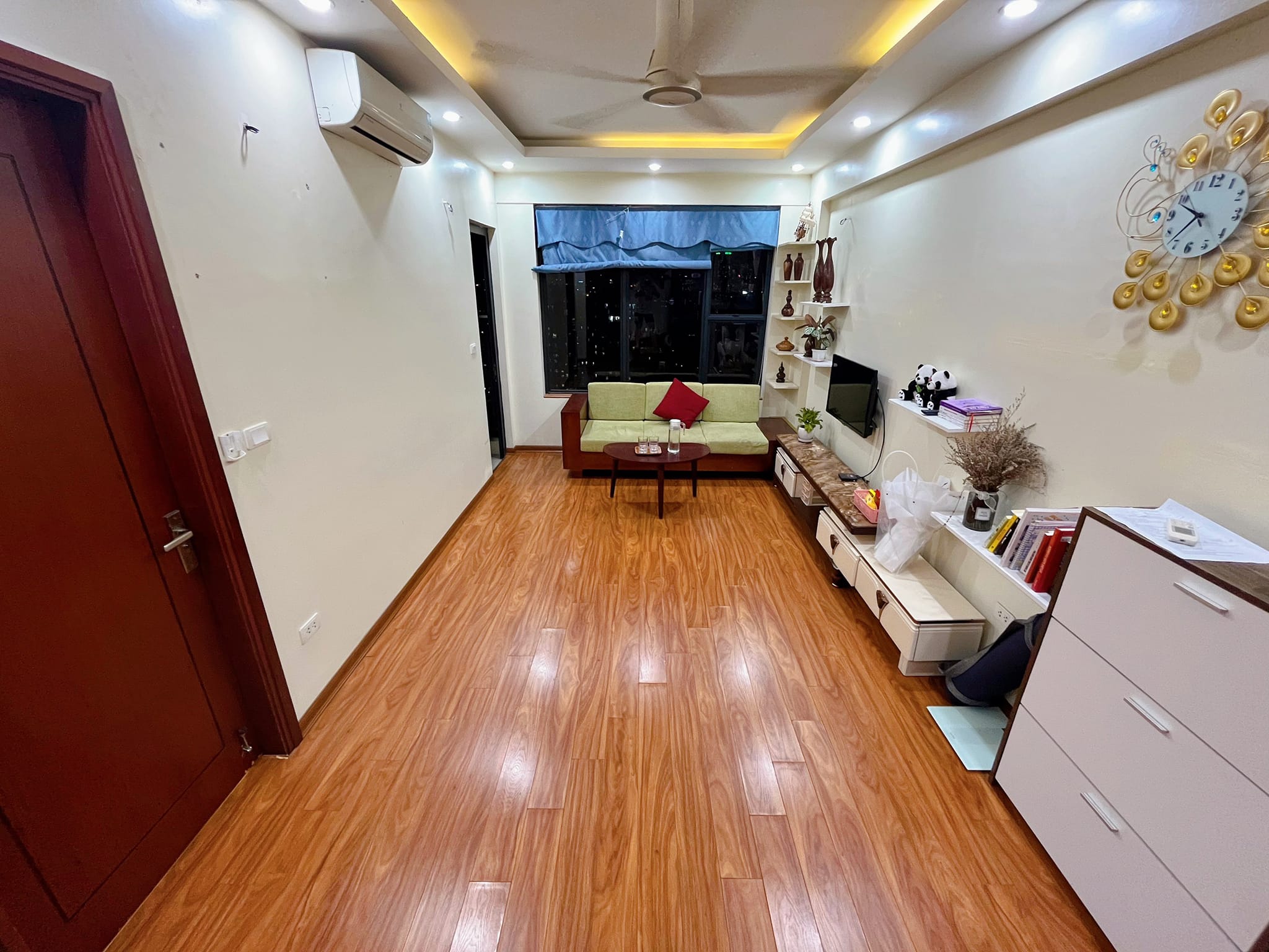 Bán căn hộ 2 ngủ 63,2m2 view Phạm Văn Đồng tòa A1 chung cư Green Stars 1