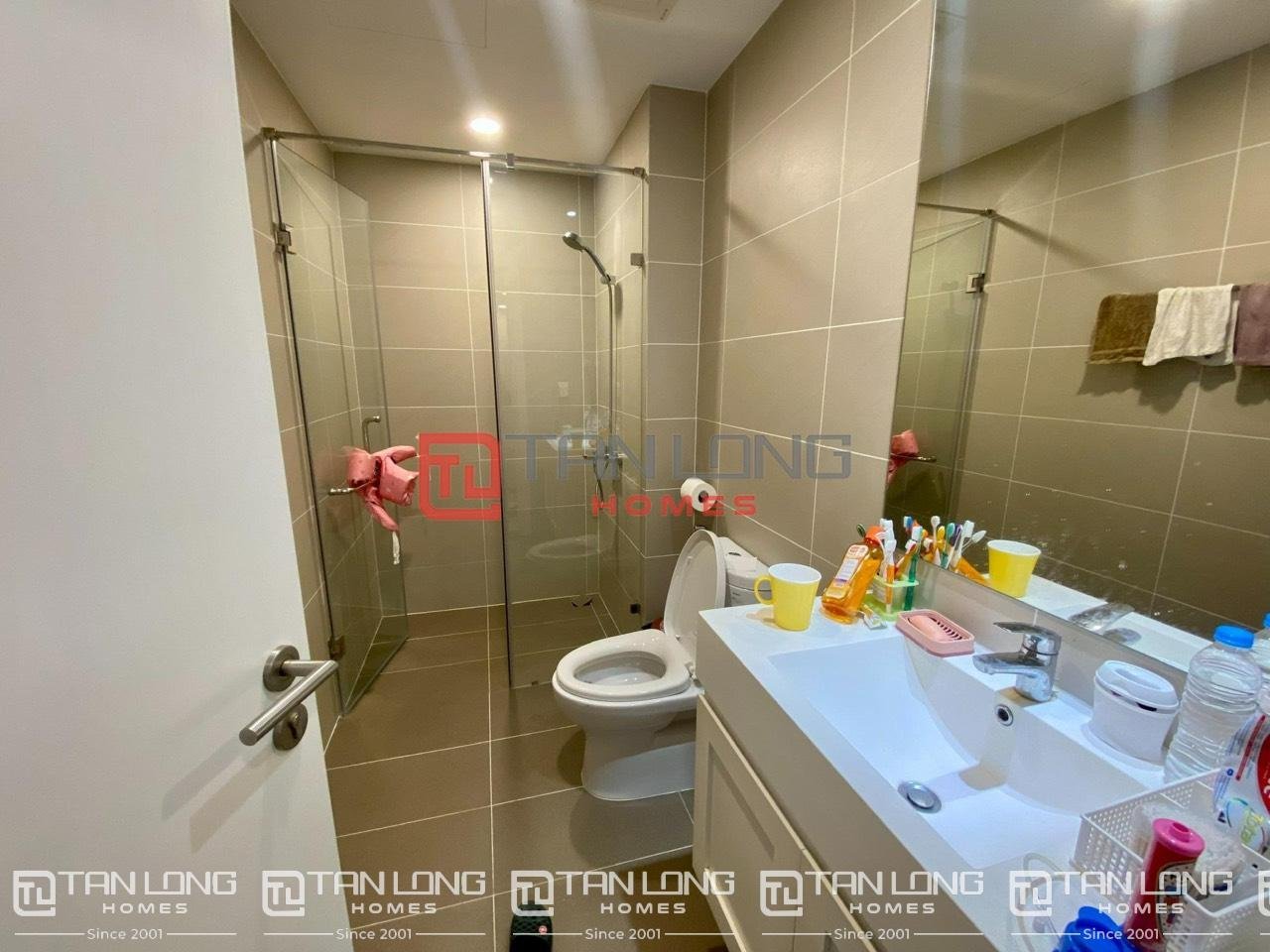 Bán căn hộ 2 ngủ 84m2 full đồ view Hồ Tây tòa Kosmo Xuân La 8