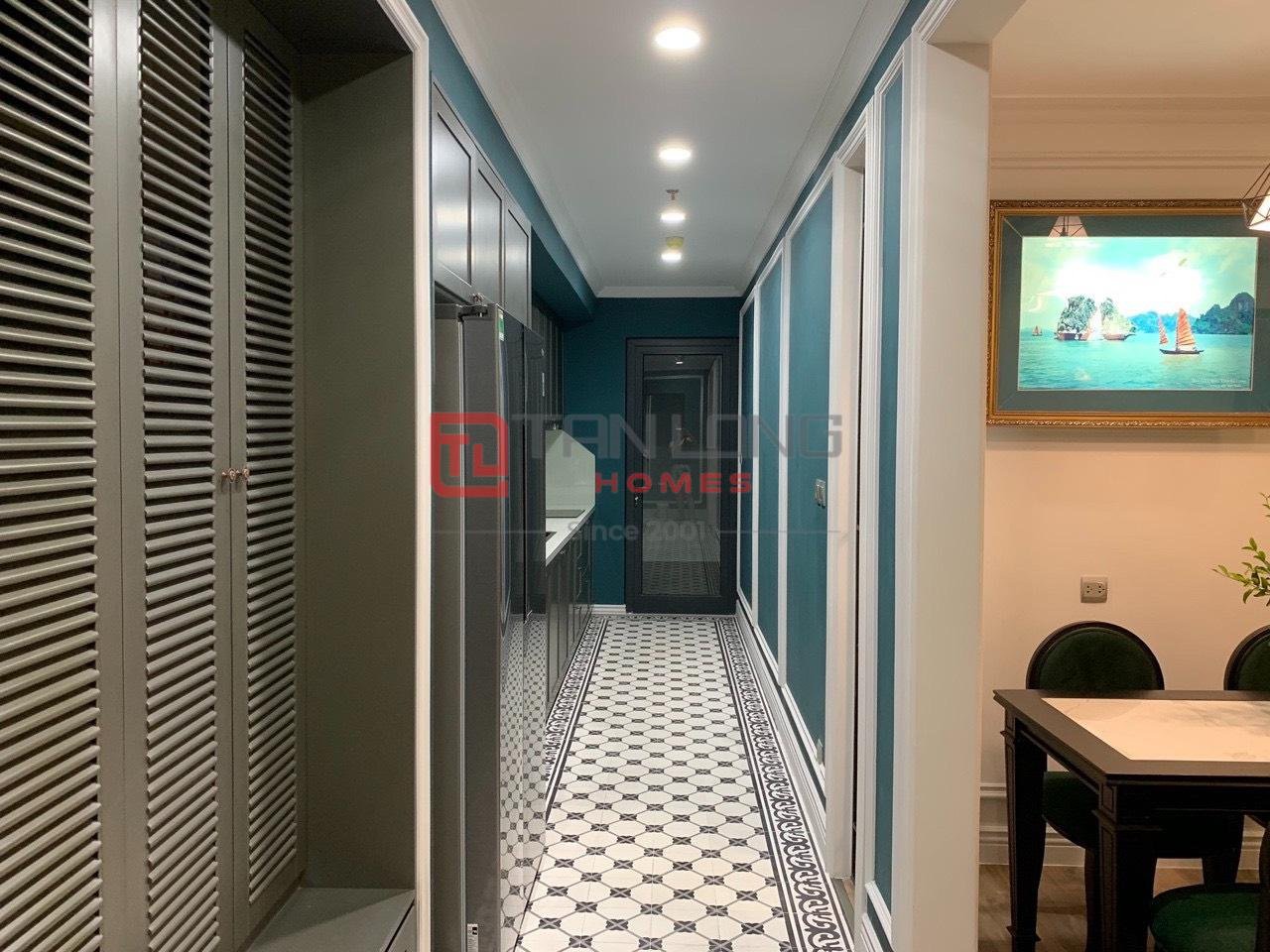 Bán căn hộ 2 ngủ 87m2 full đồ mới, có sổ đỏ tòa N01T4 Ngoại Giao Đoàn 4