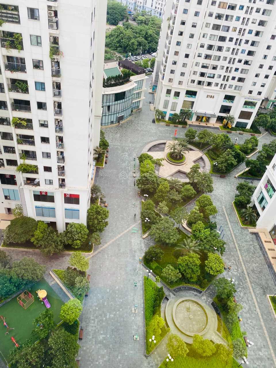 Bán căn hộ 2 phòng ngủ diện tích 67m2 tầng cao full đồ toà A3 Green Stars Phạm Văn Đồng 4