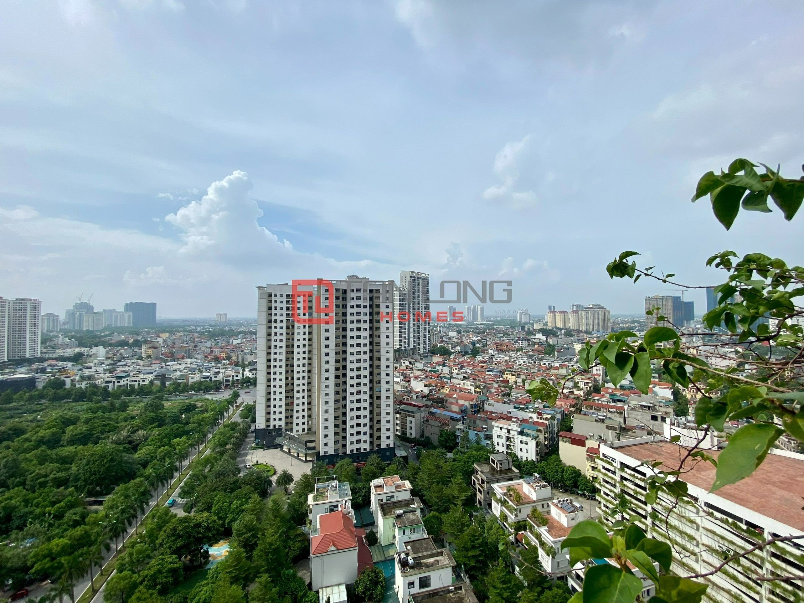 Bán căn hộ 3 ngủ 103m2 full đồ có sổ đỏ tòa N04B Ngoại Giao Đoàn 11