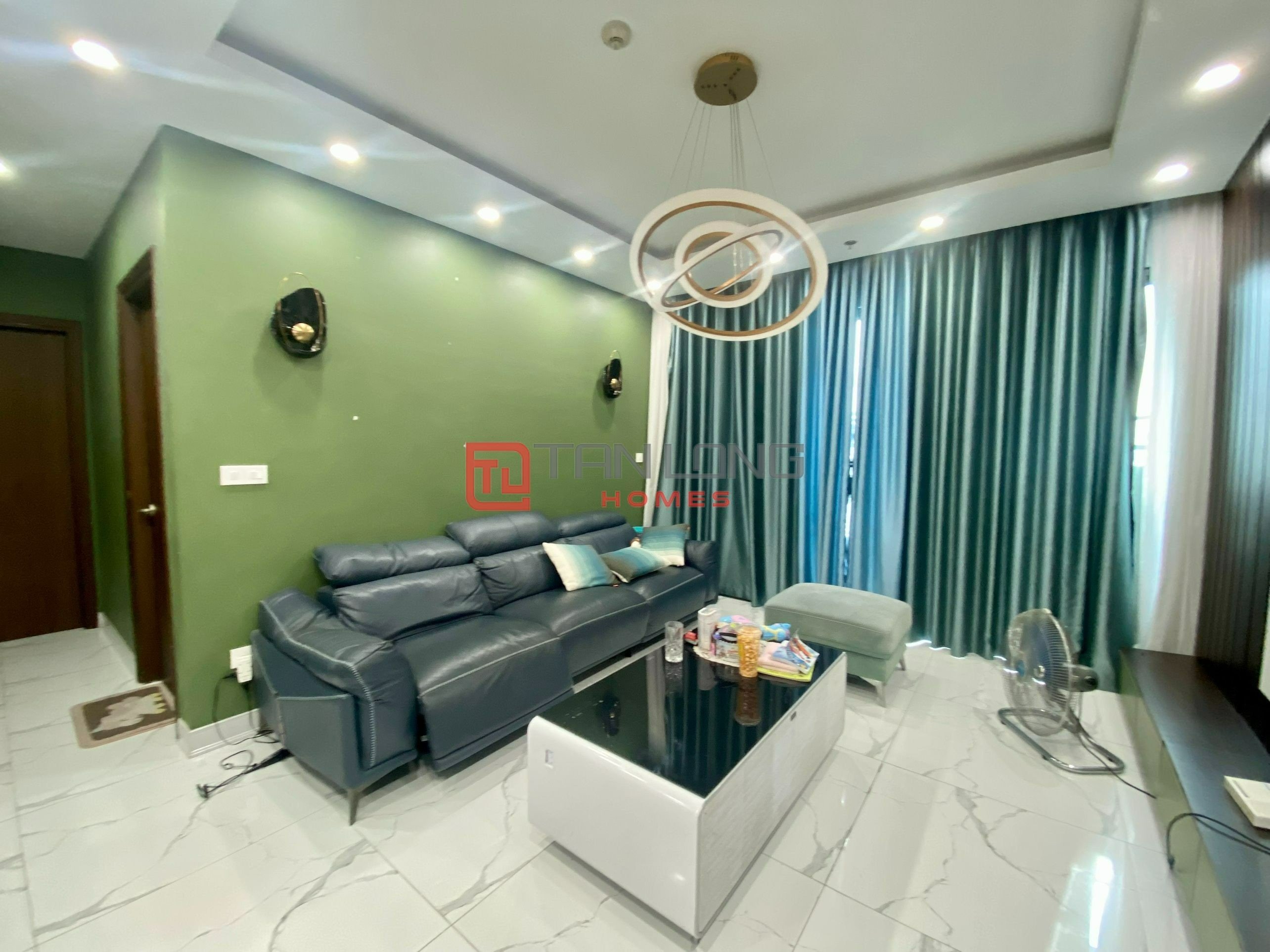 Bán căn hộ 3 ngủ 111,8m2 full đồ view thoáng, sổ có sẵn tại N03T3 Ngoại Giao Đoàn 1
