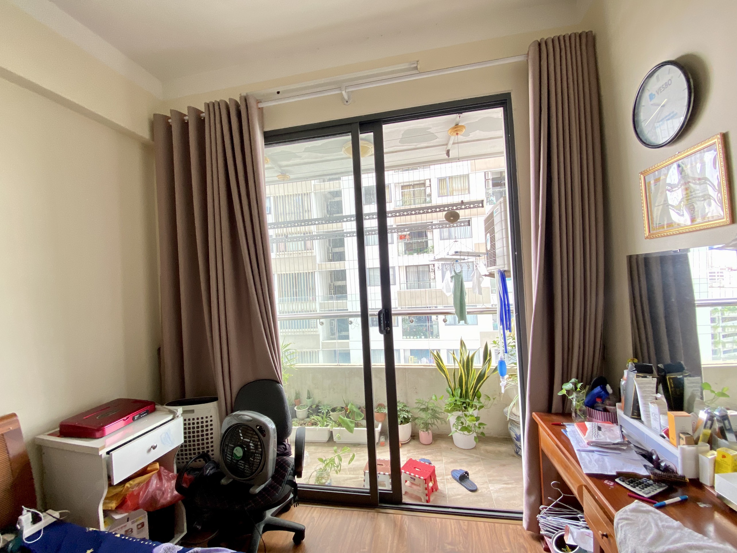 Bán căn hộ 3 ngủ 111m2 tầng cao, full đồ mới tại N04B Ngoại Giao Đoàn 8