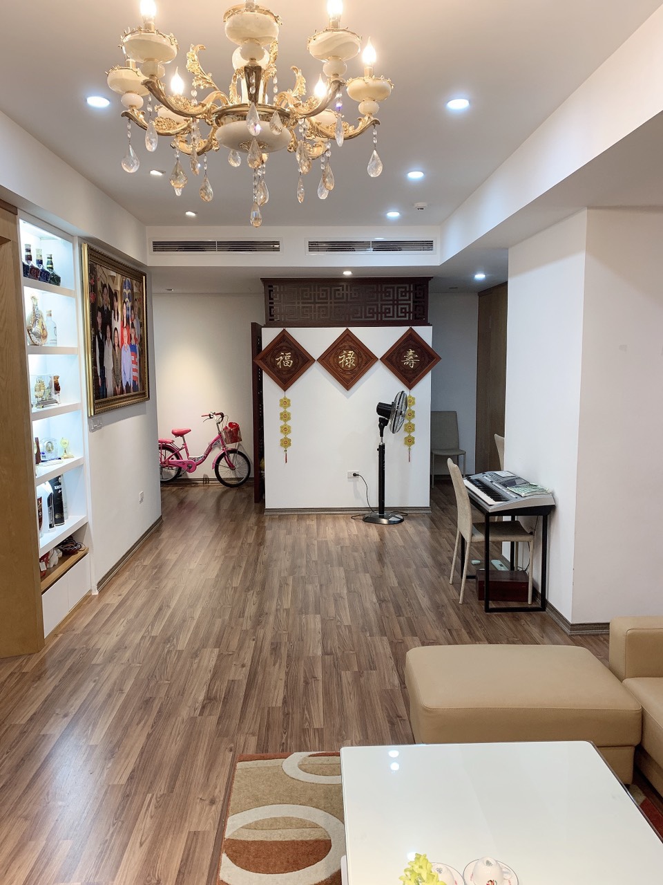 Bán căn hộ 3 ngủ 111m2 tầng cao view đẹp giá tốt tòa N04B Ngoại Giao Đoàn 4