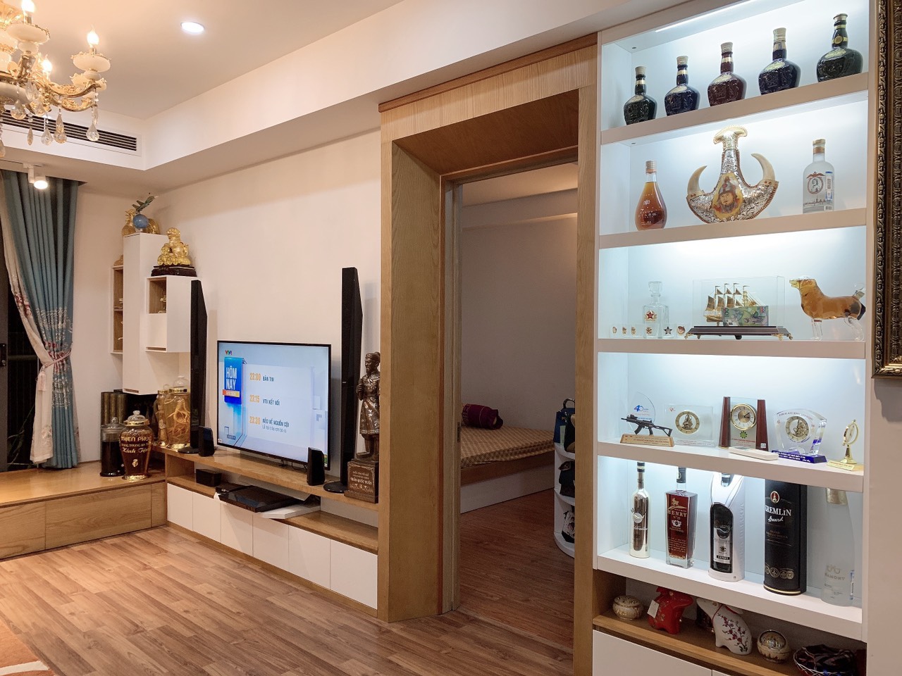 Bán căn hộ 3 ngủ 111m2 tầng cao view đẹp giá tốt tòa N04B Ngoại Giao Đoàn 5