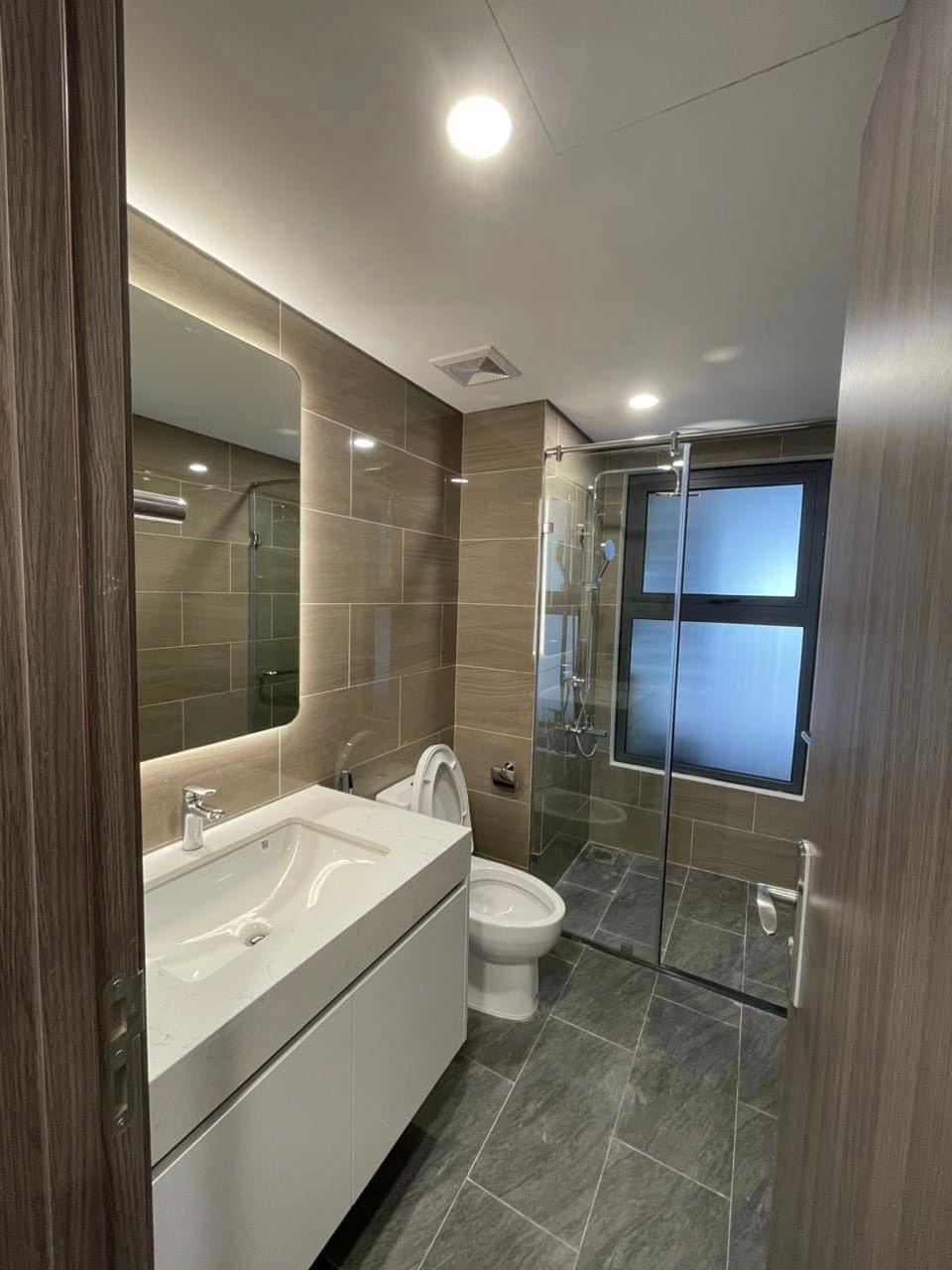 Bán căn hộ 3 ngủ 126m2 nguyên bản, view công viên tại N01-T7 Ngoại Giao Đoàn 5
