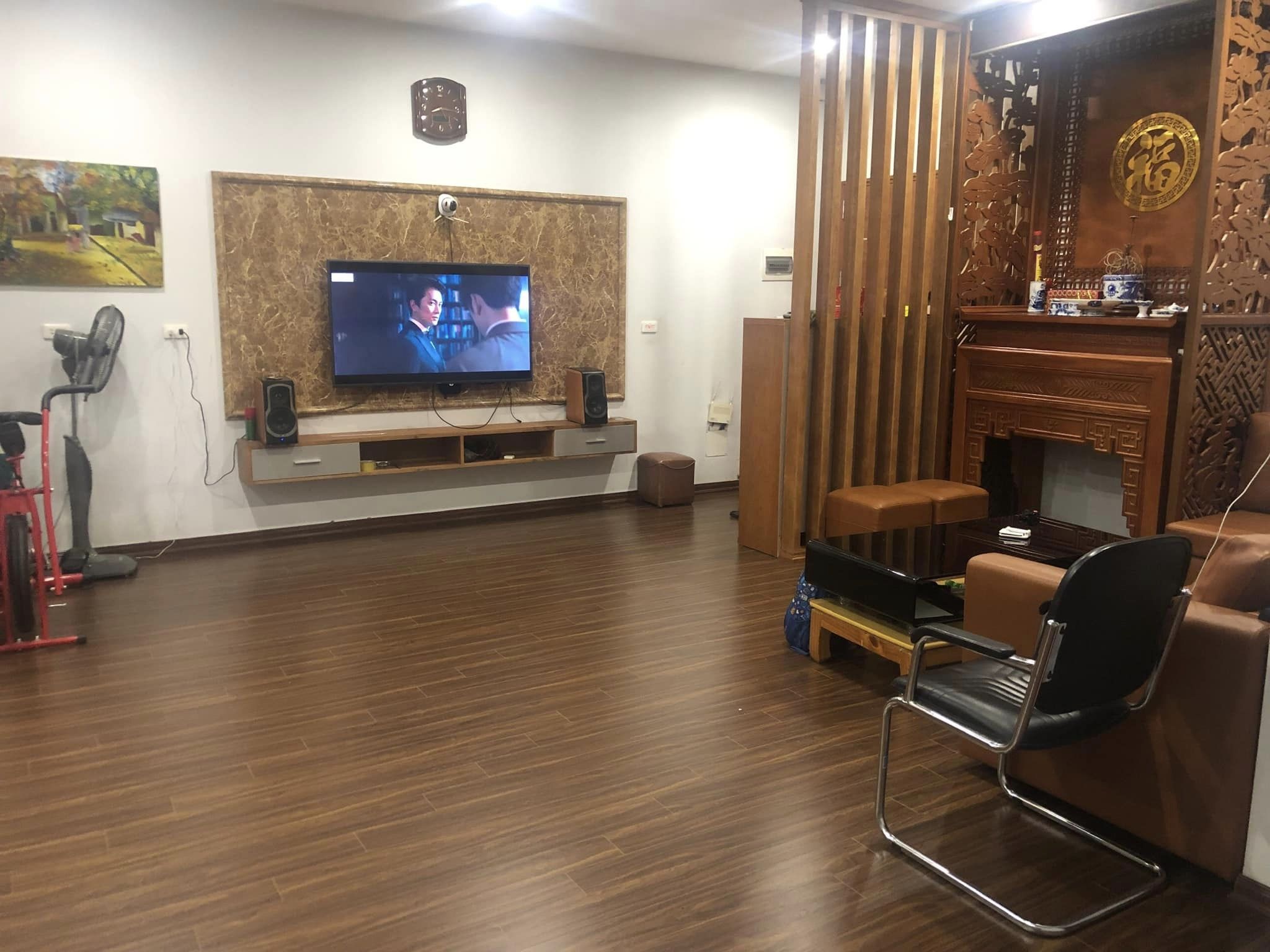 Bán căn hộ 3 ngủ 97m2 tầng trung full đồ view thoáng tòa N02T2 Ngoại Giao Đoàn 3