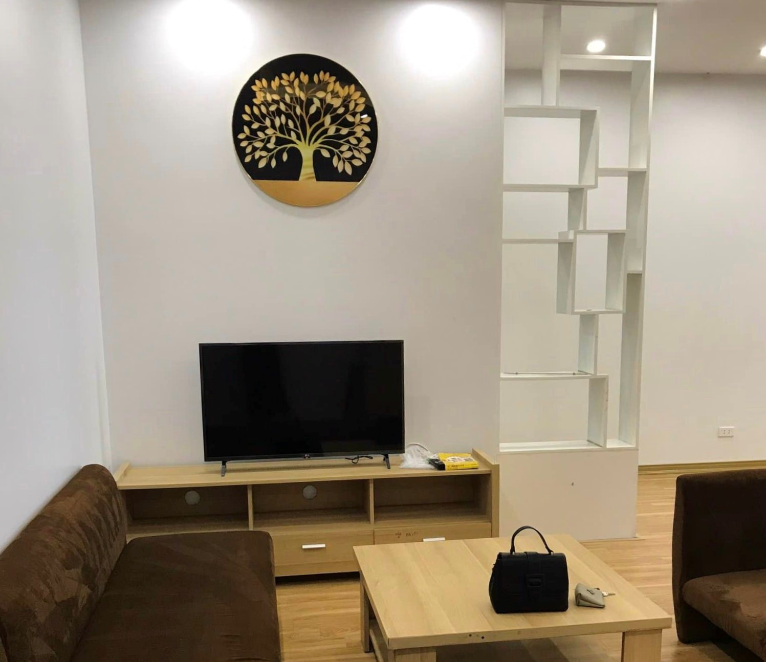 Bán căn hộ 3 ngủ 98m2 tầng cao view thoáng tòa N02T2 Ngoại Giao Đoàn 1