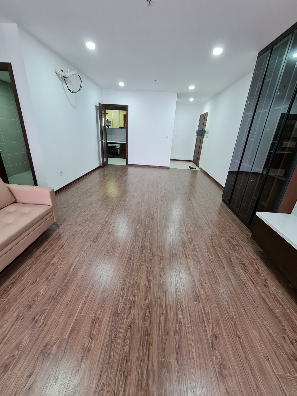 Bán căn hộ 3 ngủ tầng trung tòa N03-T3A khu Ngoại Giao Đoàn, Bắc Từ Liêm, Hà Nội 2