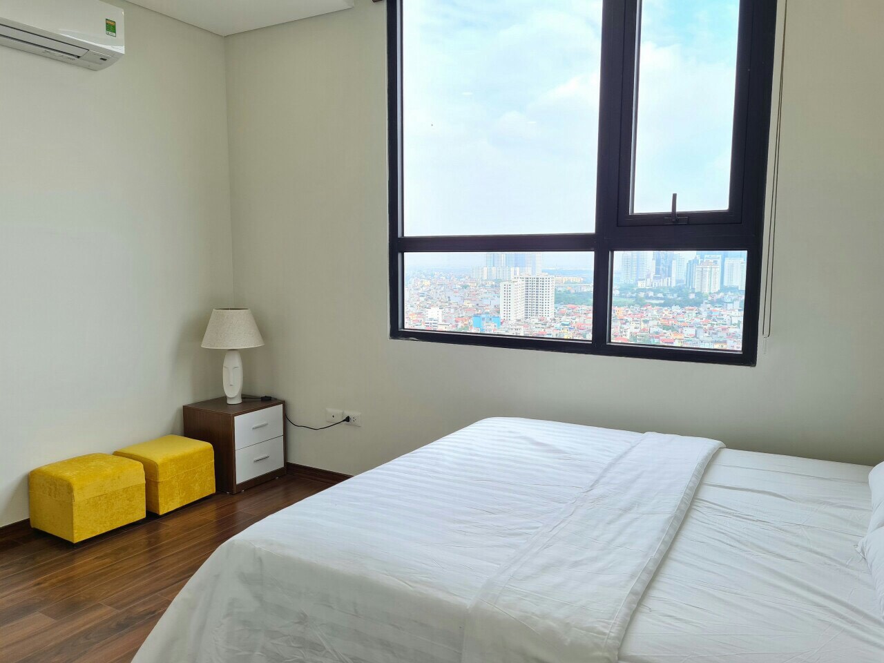 Bán căn hộ 3 Phòng ngủ, 2 vệ sinh view hồ điều hòa tòa N01T1 Lạc Hồng Lotus 2, khu ngoại giao đoàn 6