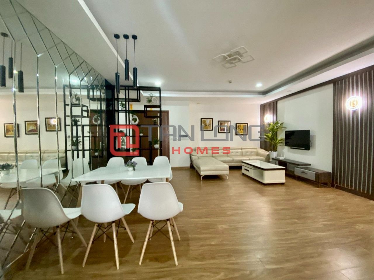 Bán căn hộ 3PN/102m2 full đồ, có sổ đỏ tòa N03T5 Ngoại Giao Đoàn (bao thuế phí) 2