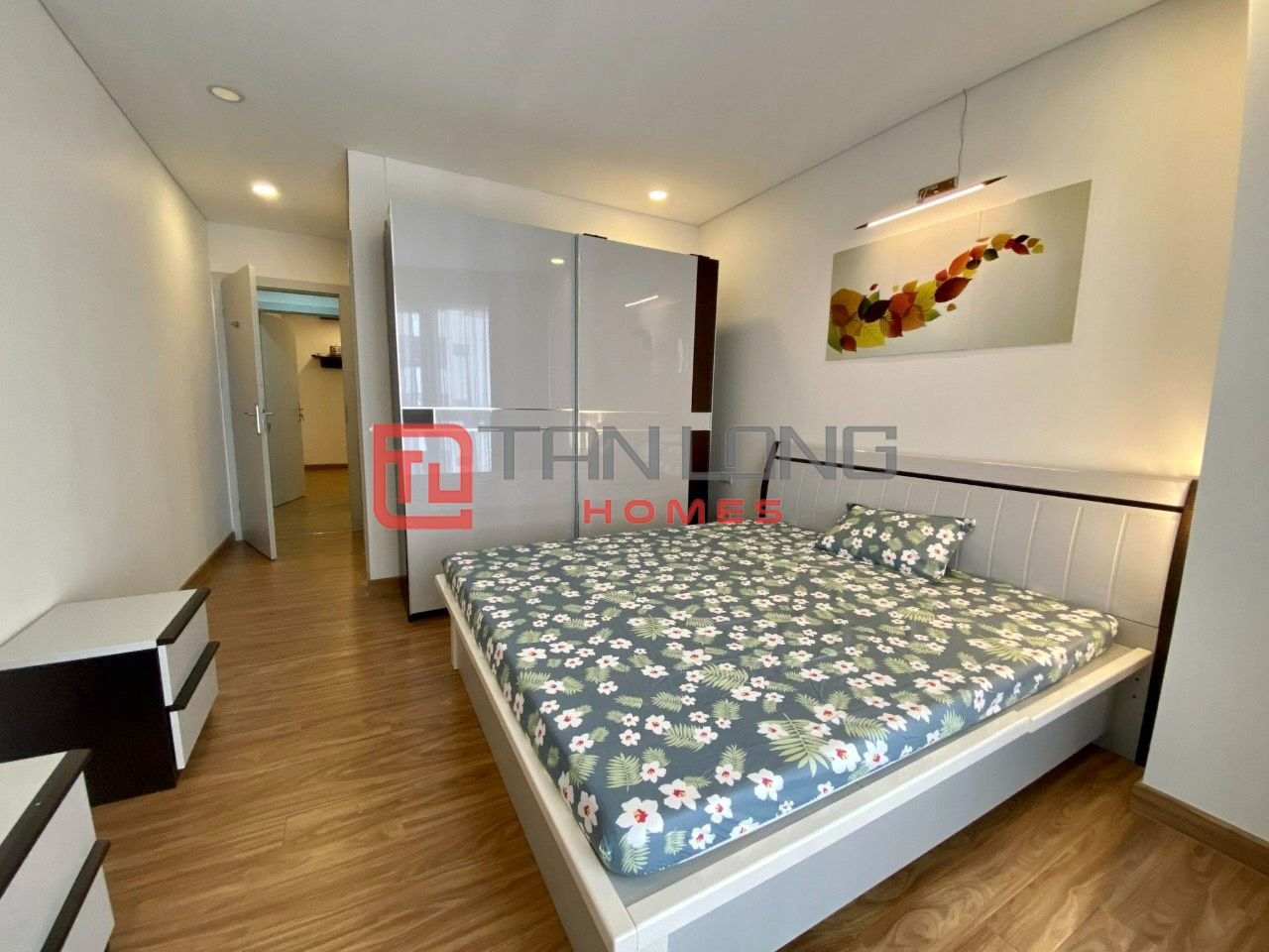 Bán căn hộ 3PN/102m2 full đồ, có sổ đỏ tòa N03T5 Ngoại Giao Đoàn (bao thuế phí) 4