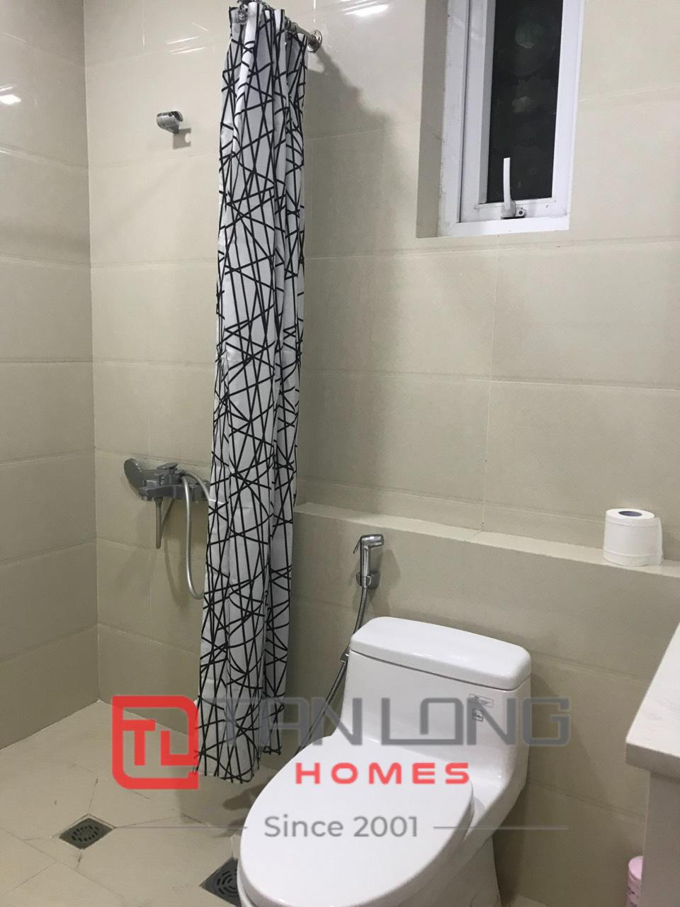 Bán căn hộ 3PN/124,3m2 tầng cao, full đồ tòa N02T2 Ngoại Giao Đoàn 7