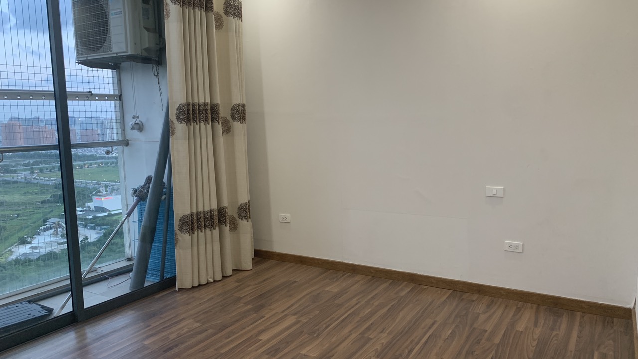 Bán căn hộ 4 phòng ngủ cực hiếm ban công đông nam thoáng mát tòa N04B 5