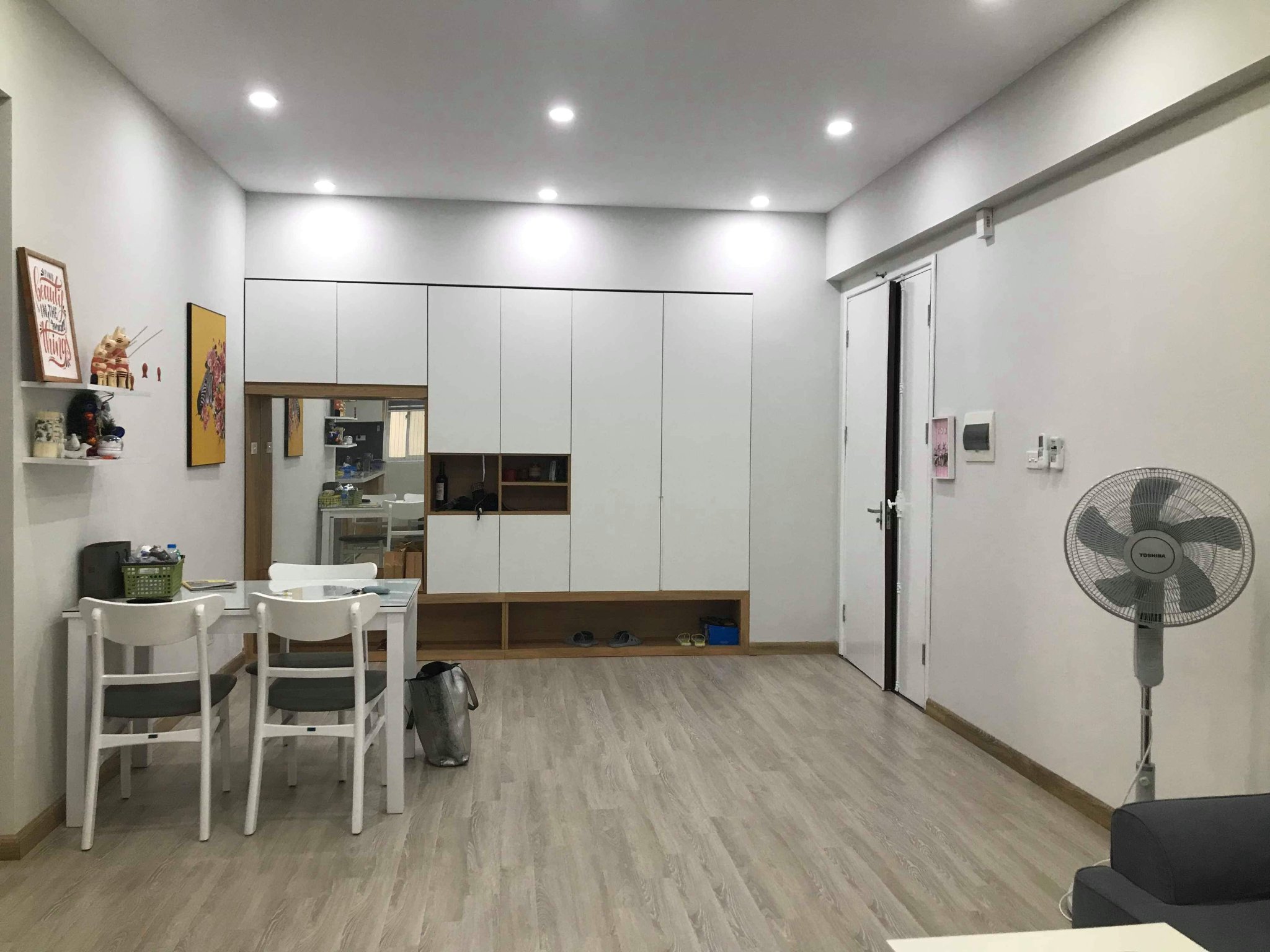 Bán căn hộ chung cư 2 phòng ngủ tòa N03-T8 Ngoại Giao Đoàn 2