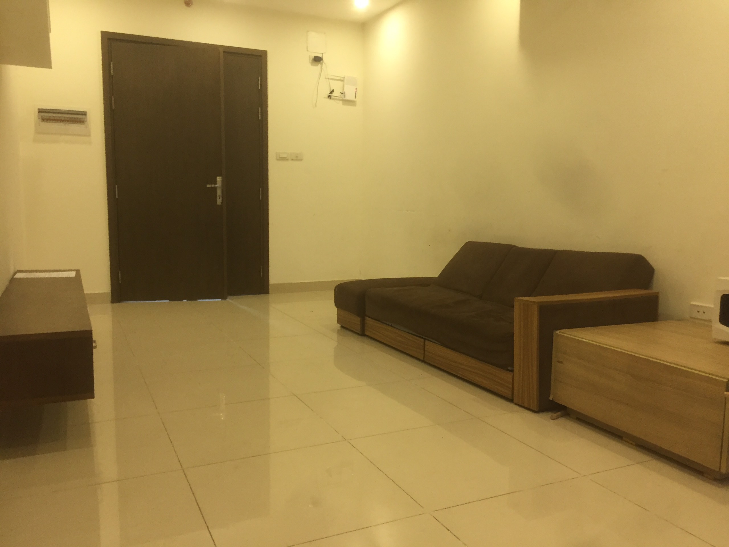 Bán căn hộ chung cư ngoại giao đoàn tòa N04A giá rẻ 2,15 tỷ 1