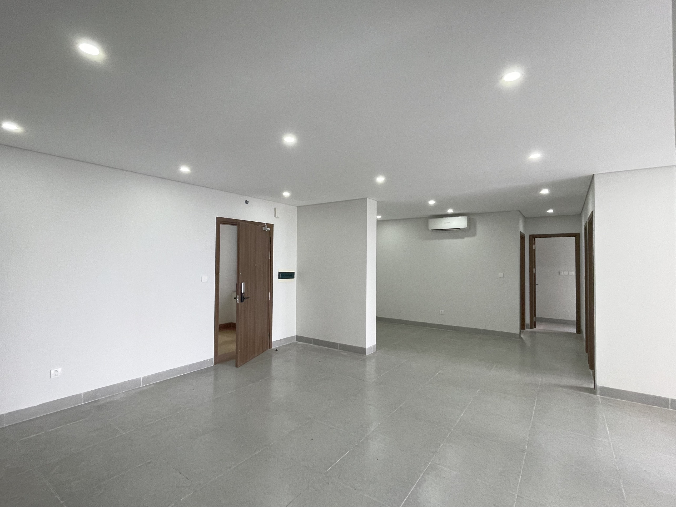 Bán căn hộ góc tòa N03T6 diện tích 135 m2 nguyên bản CĐT giá nhỉnh 7 tỷ 2
