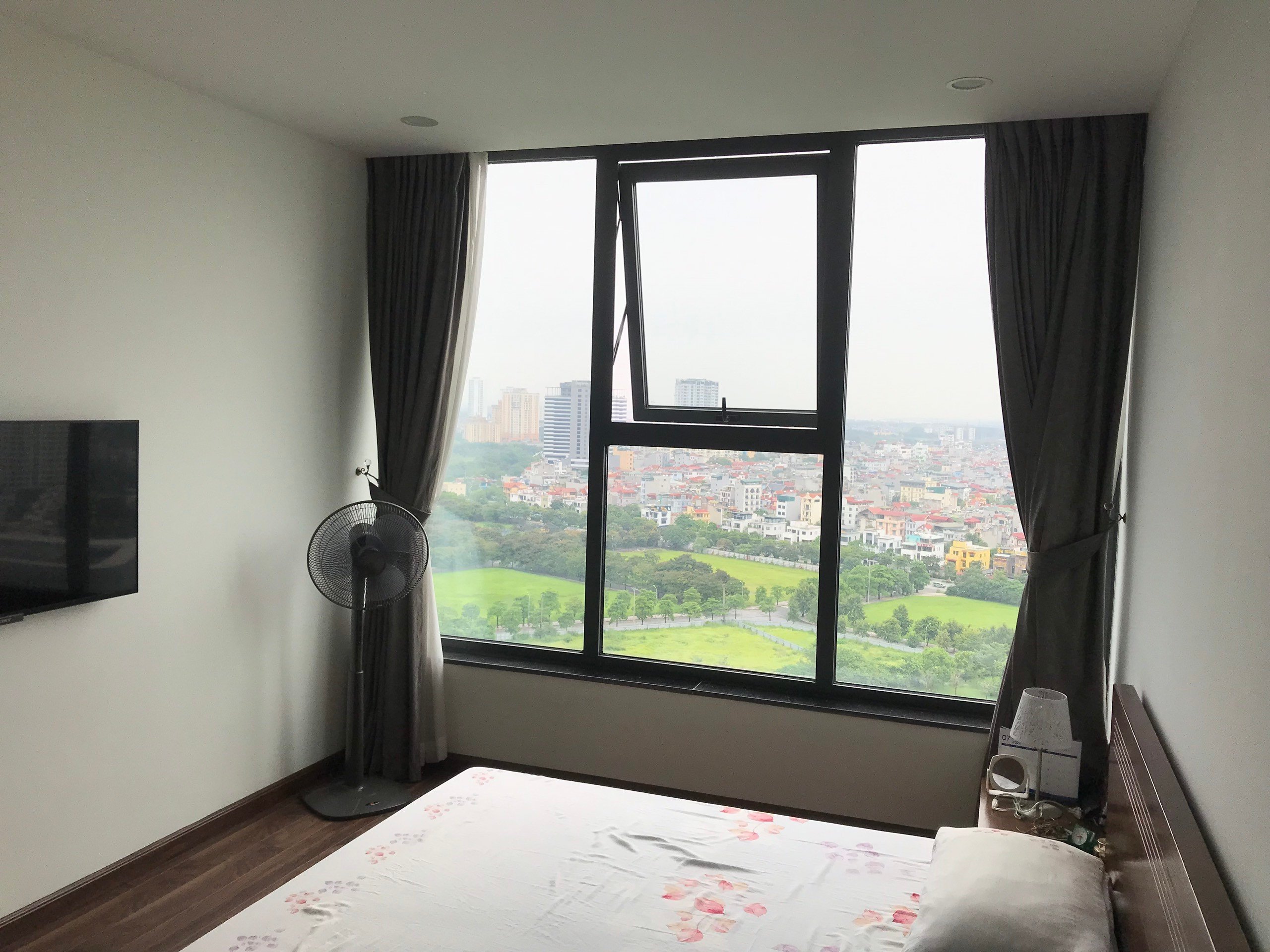 Bán căn hoa hậu N01T8: 3PN/134m2 view Hồ 2 logia đẹp nhất dự án 5