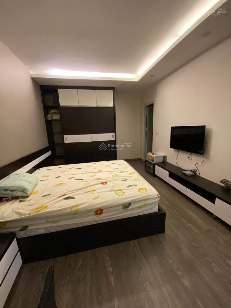 Bán cắt lỗ căn hộ 2 phòng ngủ full nội thất toà B7 Green Stars Phạm Văn Đồng diện tích 67m2 hướng Tây Nam view đẹp 2