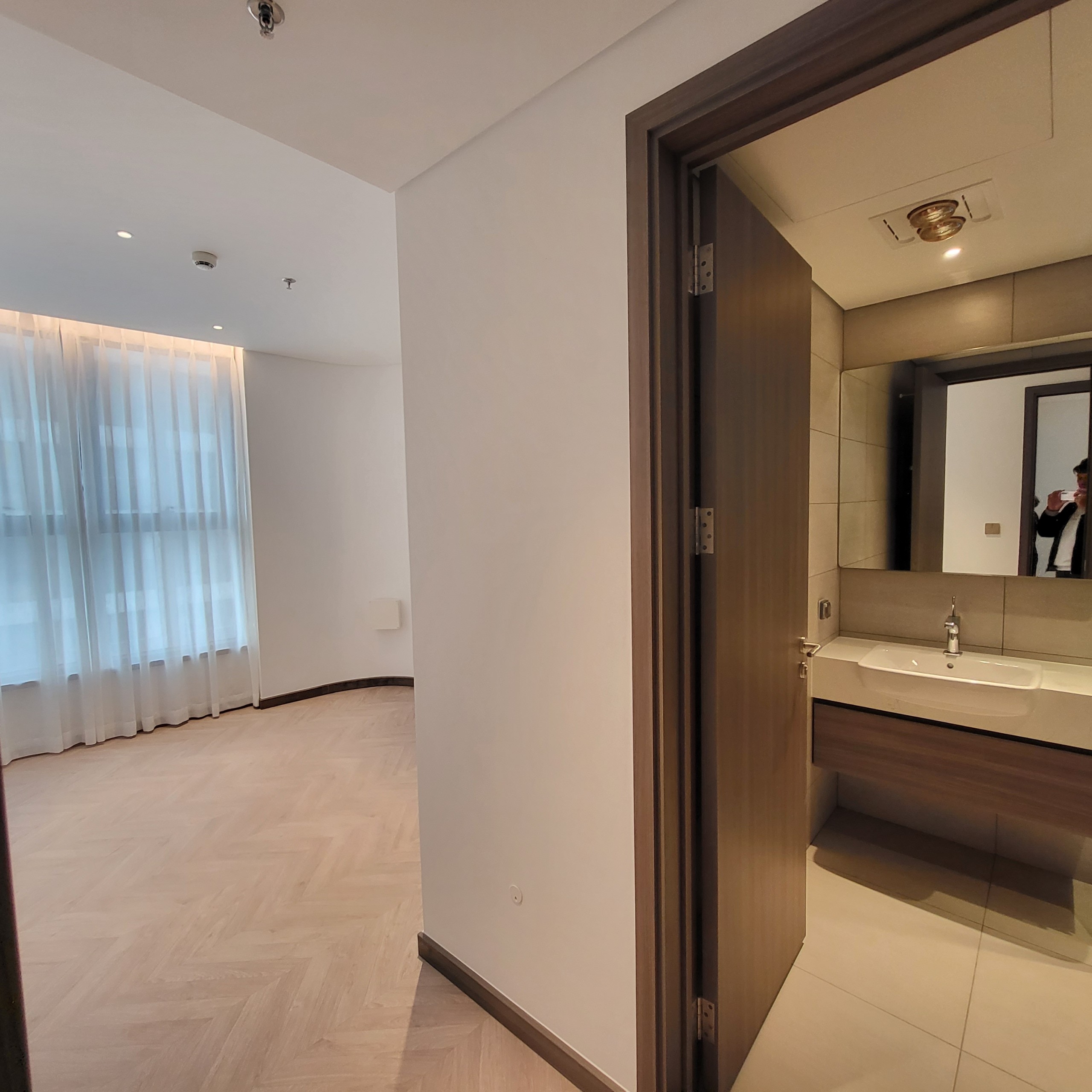Bán chung cư N01T6 Ngoại Giao Đoàn: 4PN/141m2 căn góc hướng Nam mát mẻ 4